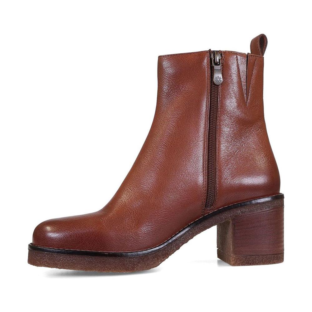 Contemporary Comfort Boots EE Fit HARPER - Tan Tumbled Leather