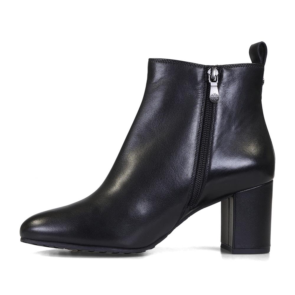 Contemporary Comfort Boots EE Fit ARABELLA - Black Leather