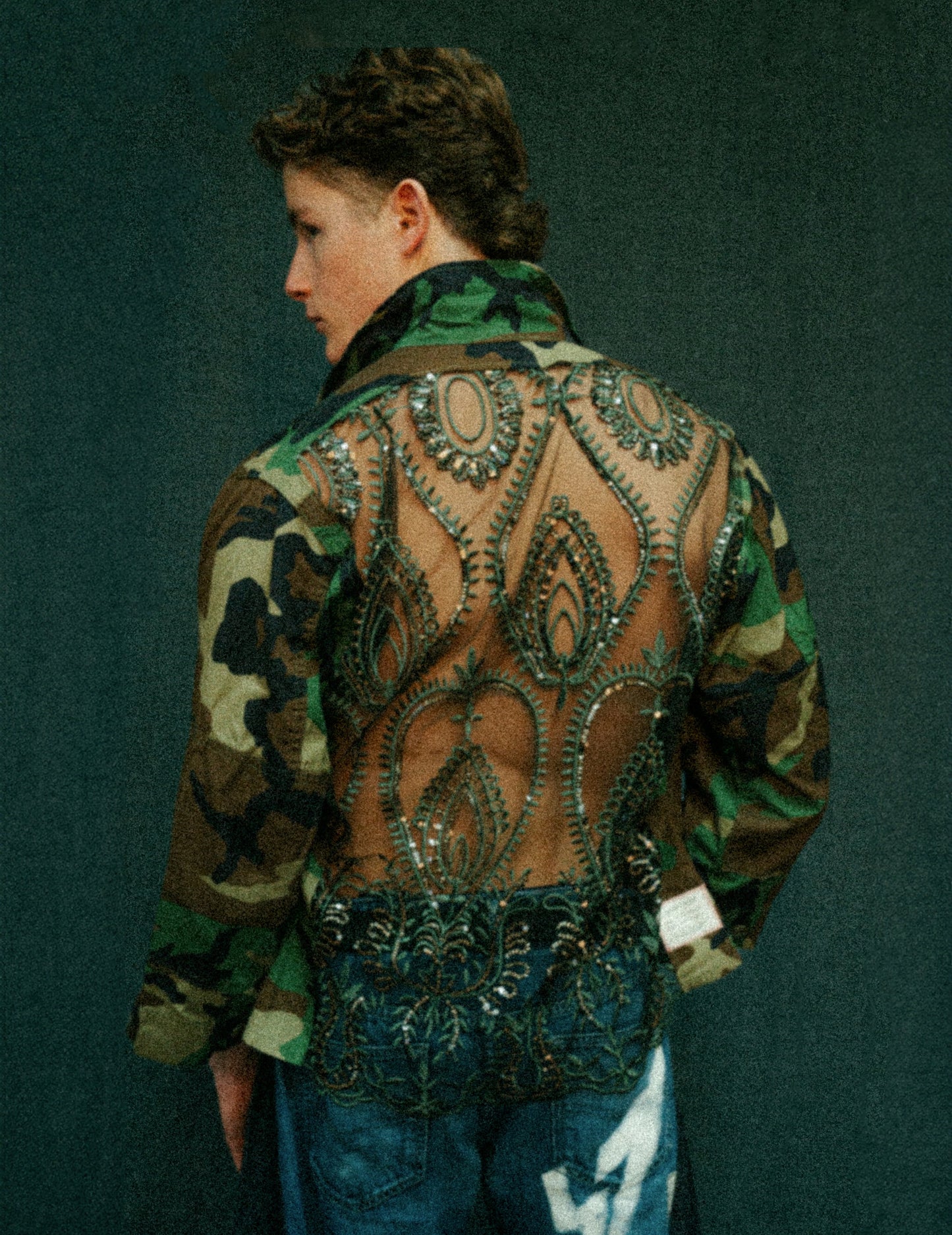Party Back Shirt - Silver Art-Deco - Camo.