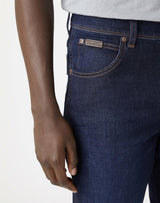 Wrangler Men's Lucky Star Texas Stretch Slim Jeans (W12SAO990) in Indigo Blue Waist 32 to 46