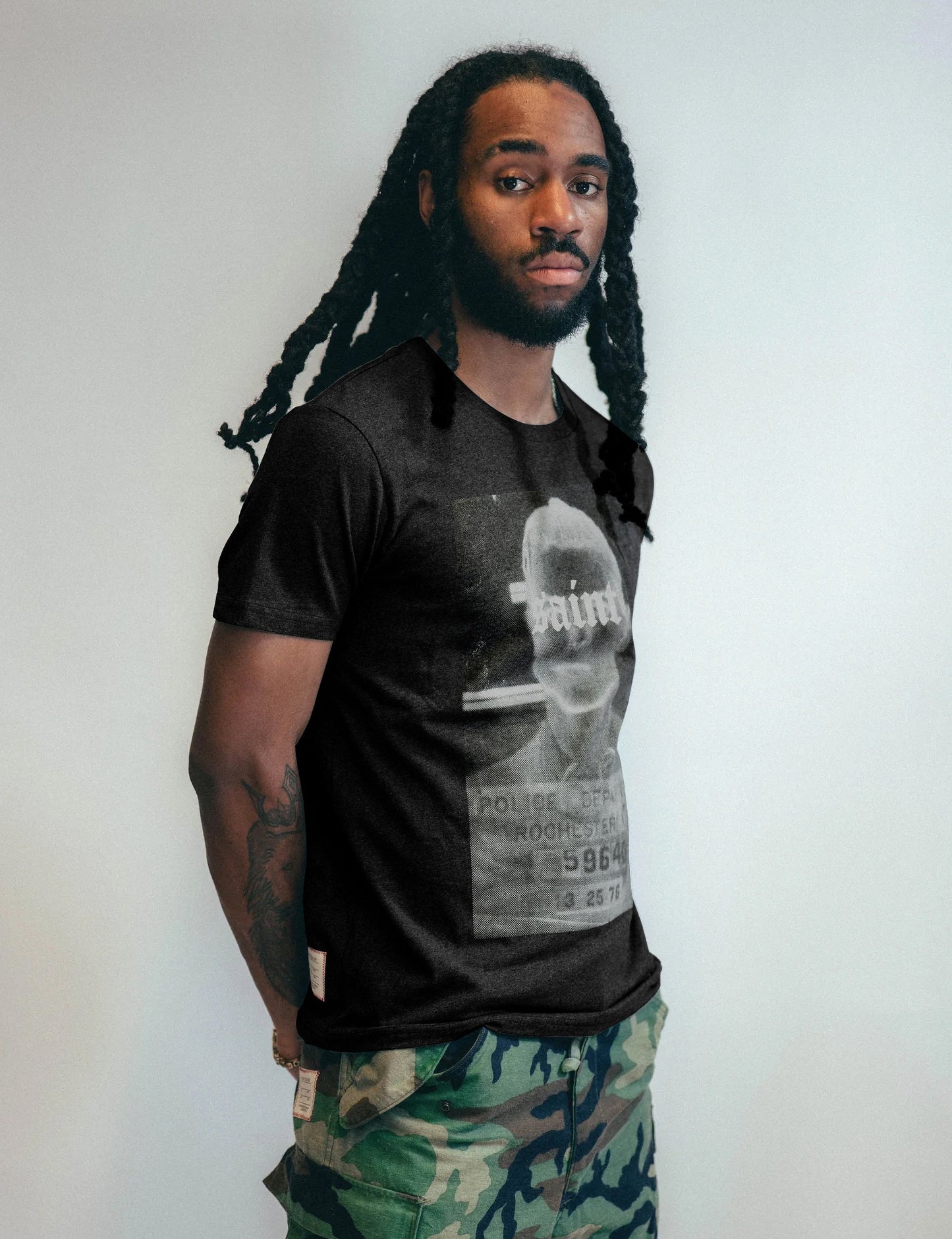 'Saint' T-Shirt in Black