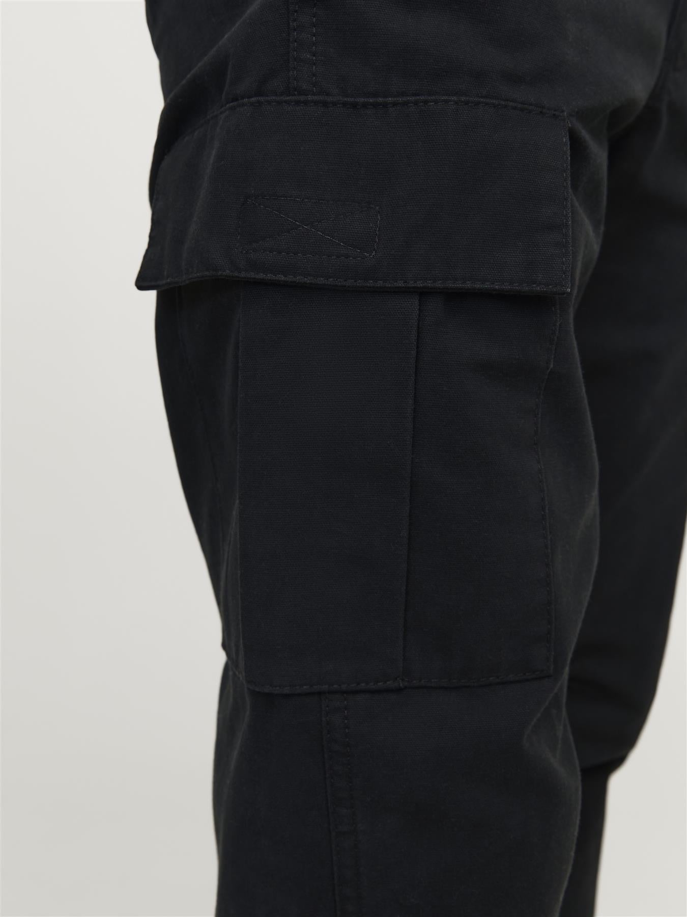 Jack & Jones Relaxed Fit Cargo Pants For Men - JPSTKANE BARKLEY CARGO PANT NOOS in Black , 27W-36W