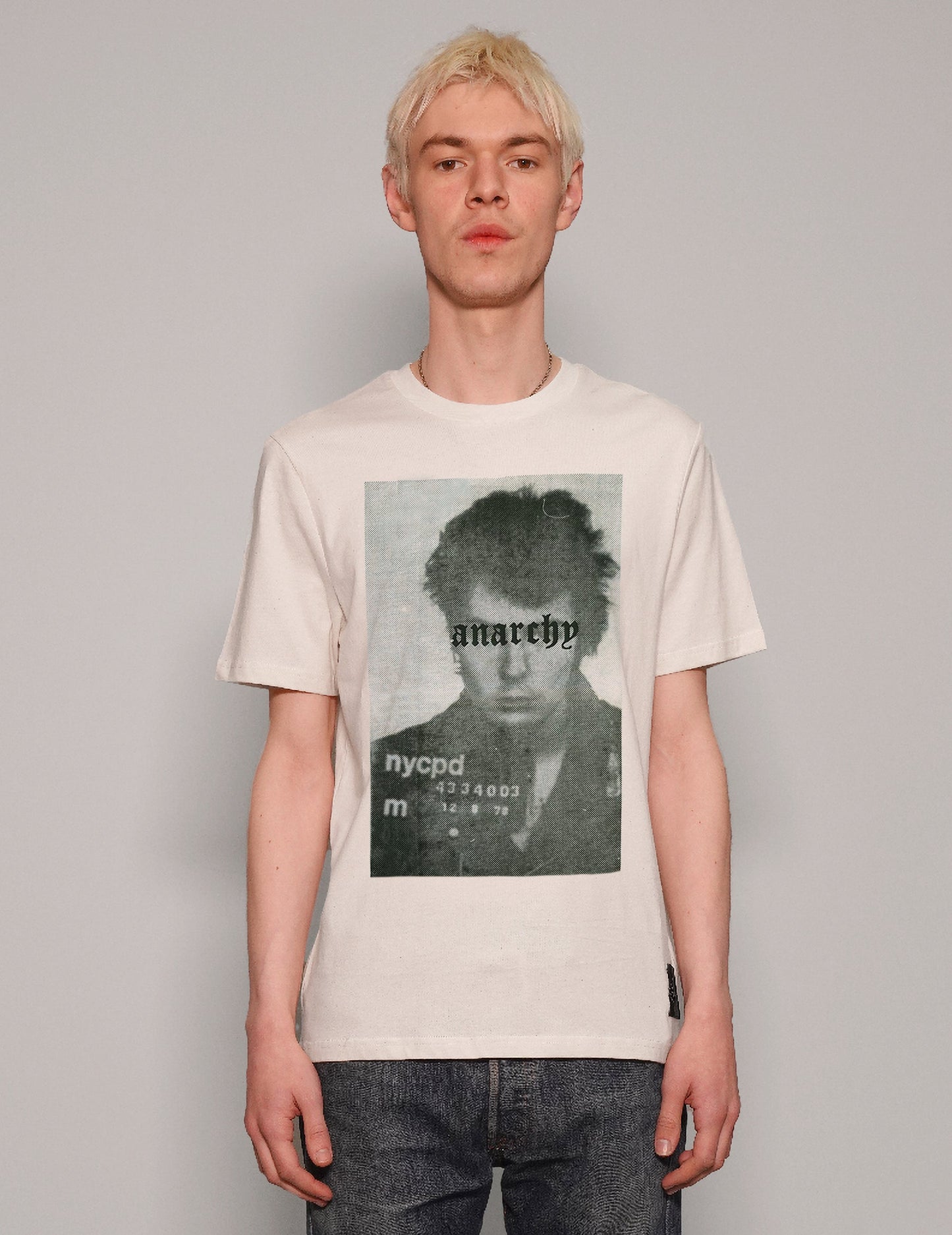 'Anarchy' T-Shirt in Ecru