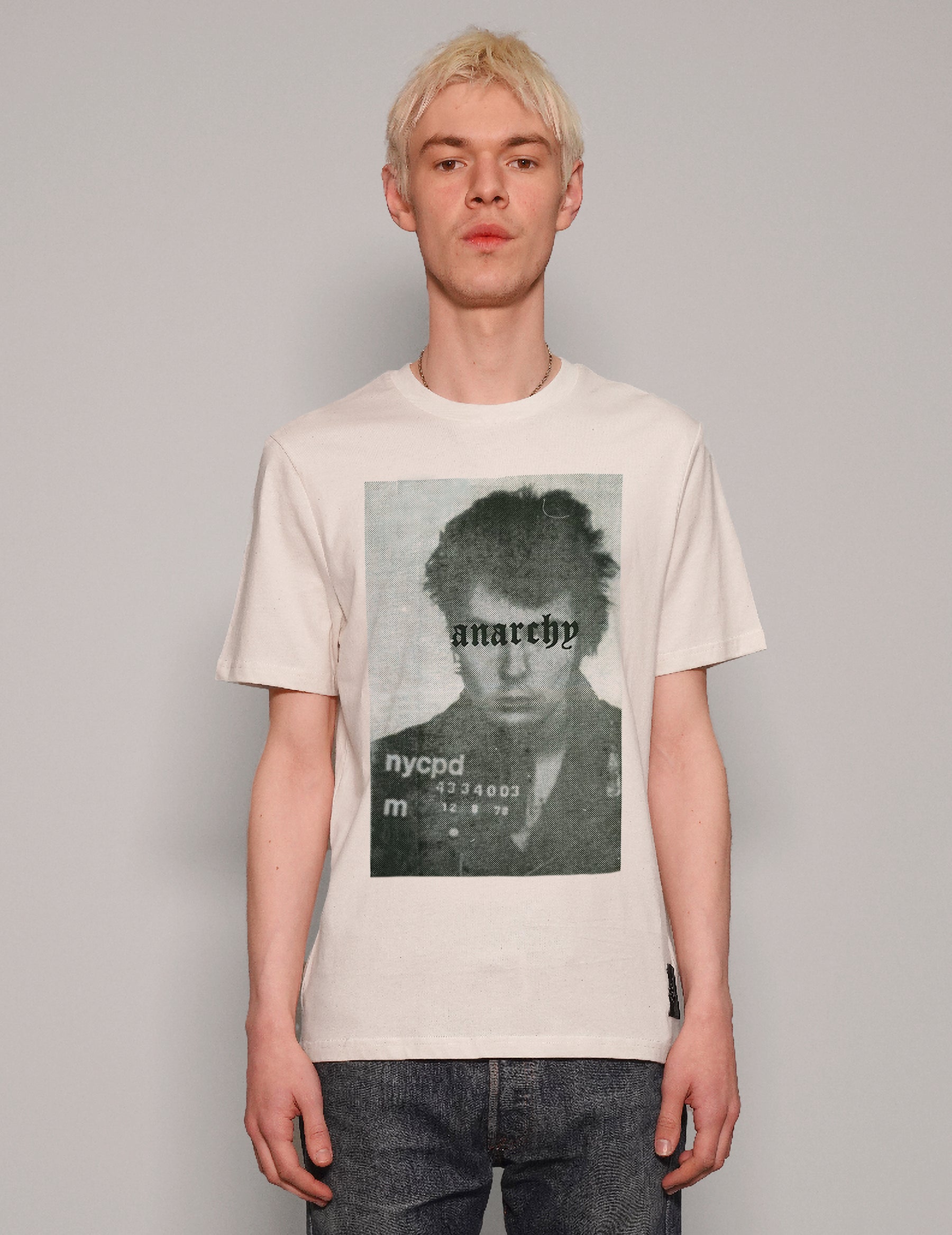 'Anarchy' T-Shirt in Ecru