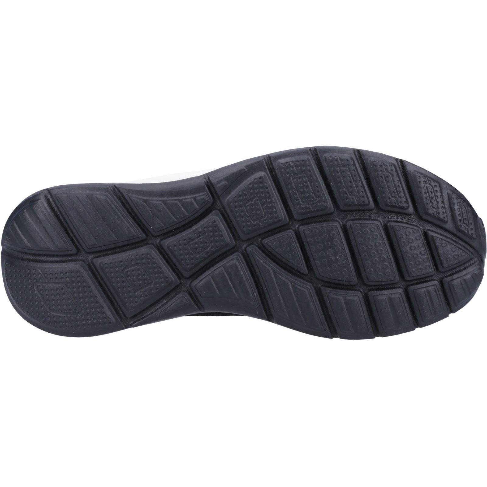 Skechers (GAR232519) Men's Equalizer 5.0 Trainers in Black/White 6 to 12