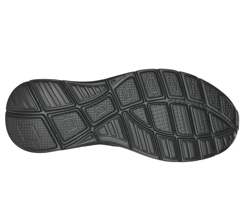 Skechers Men's Relaxed Fit: Equalizer 5.0 - Harvey Shoes in 2 Colours, Sizes 8 to 13