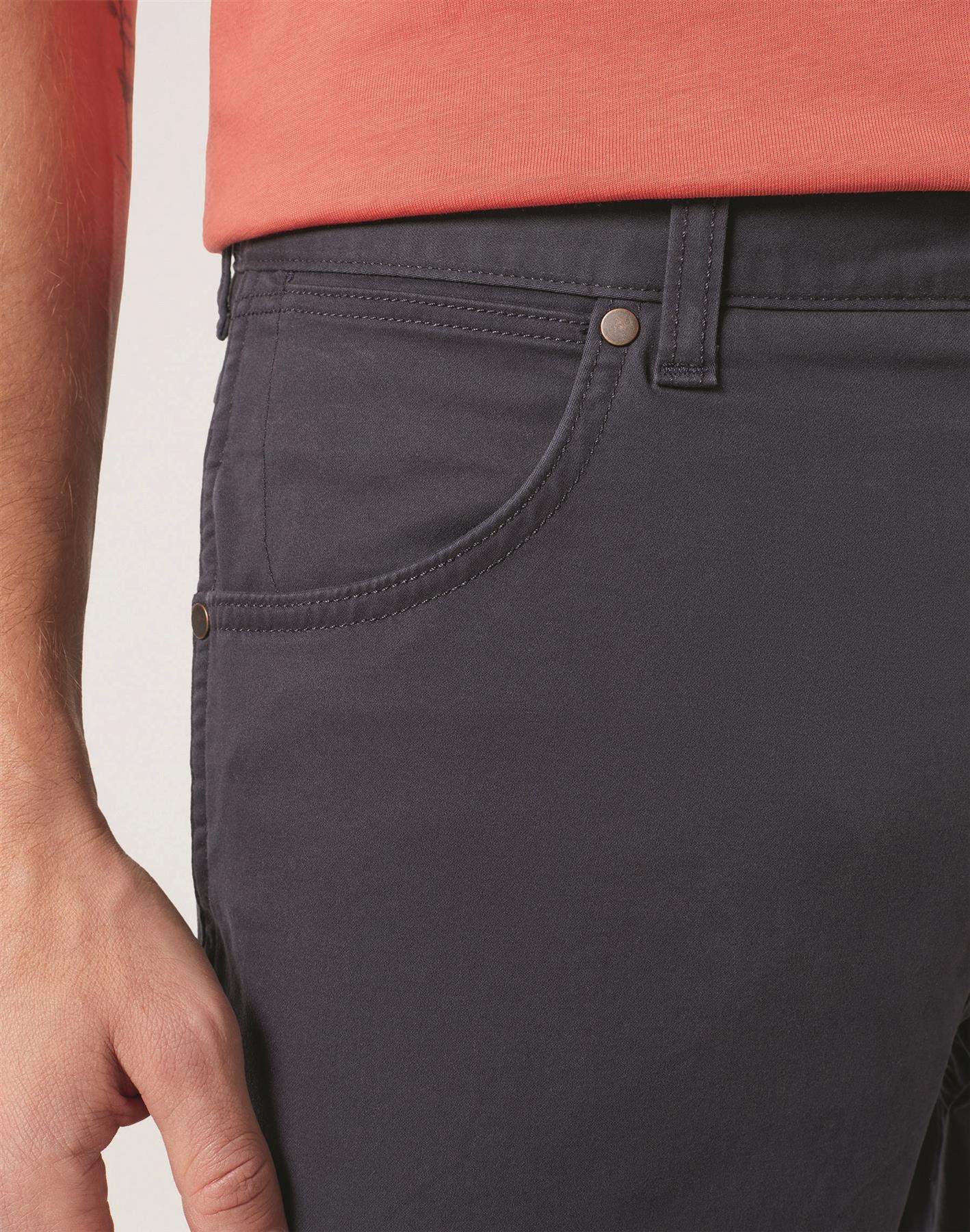 Wrangler Greensboro Regular Straight Soft Cotton Chino Waist 38 To 44 in Stone and Dark Navy Colours
