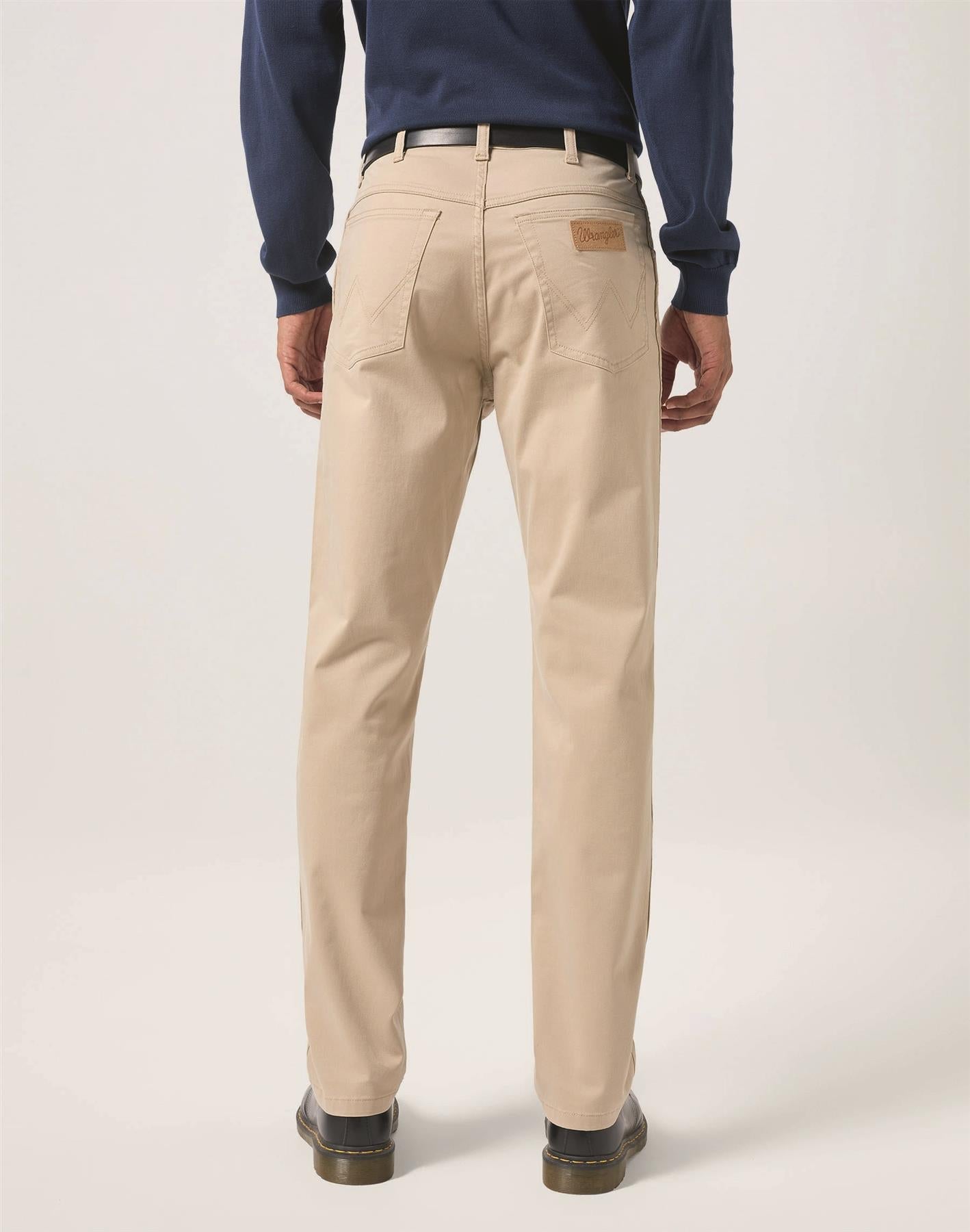 Wrangler Texas 822 Authentic Slim Chino Trouser In Dusty Olive And Plaza Taupe Waist 38 -44