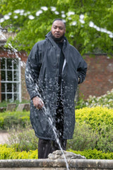 D555 WEBBER Sherpa Lined Showerproof Changing Robe For Men in Black, 2XL-6XL
