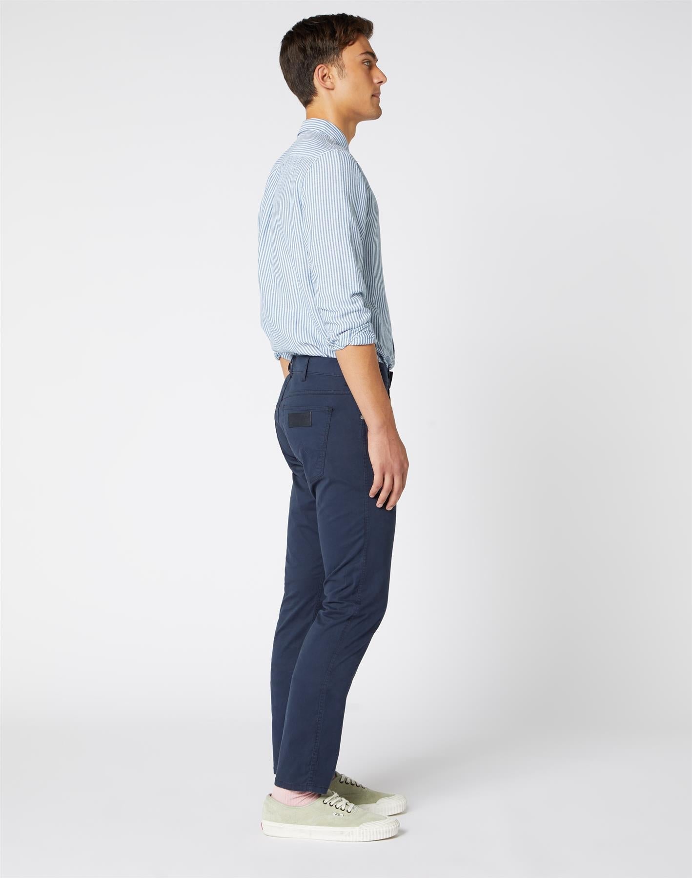 Wrangler Men's Greensboro Stretch Straight Leg Navy Chino (W15QWA114) Size 34 - 46