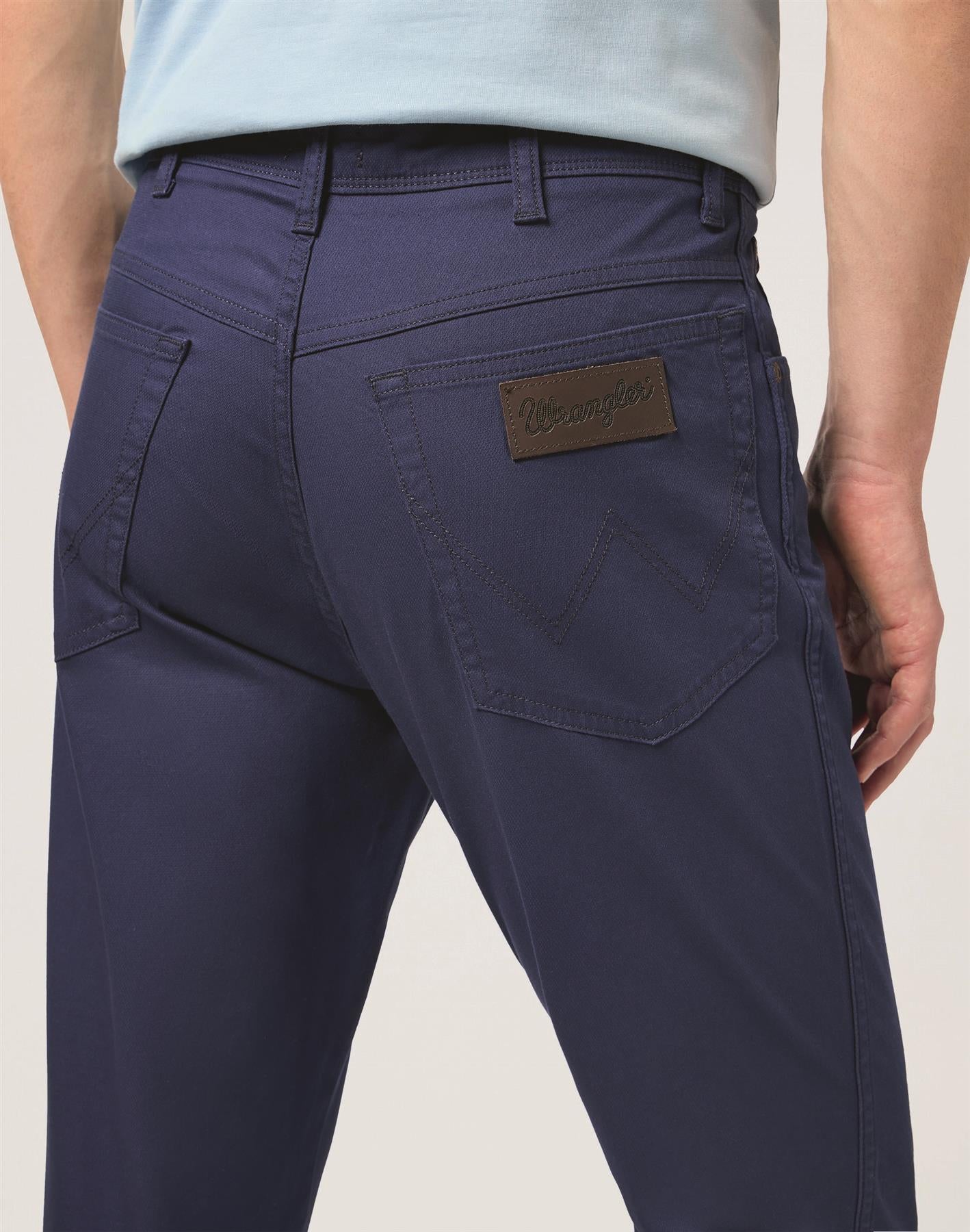 Wrangler Texas Slim 822 Authentic Slim Textured Twill  Jeans In Dark Navy Waist 38 -44