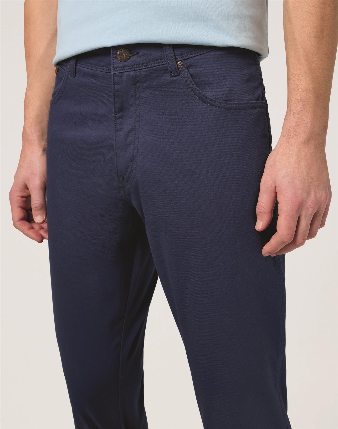 Wrangler Texas Slim 822 Authentic Slim Textured Twill  Jeans In Dark Navy Waist 38 -44