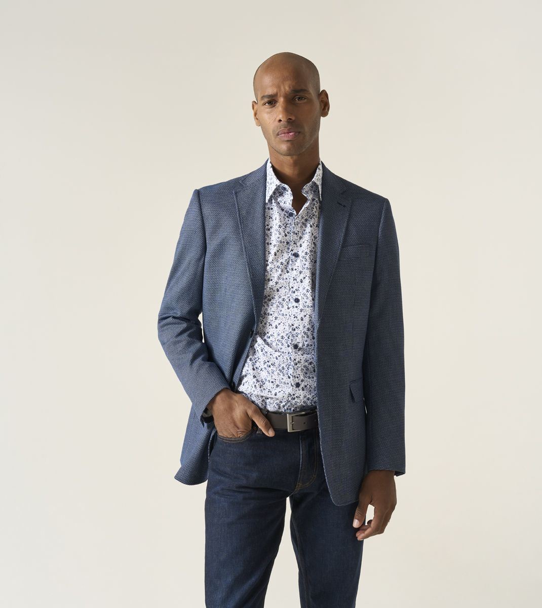 Skopes Doug Textured Tailored Fit Jacket For Men in Blue, 36S-62L