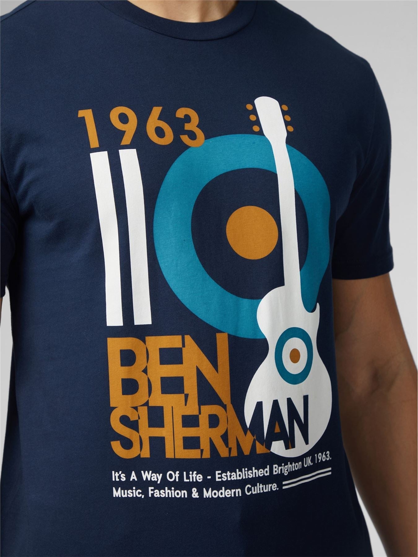 Ben Sherman Guitar Poster Short Sleeve T-Shirt for Mens (0076130) in Dark Navy, 2XL-5XL