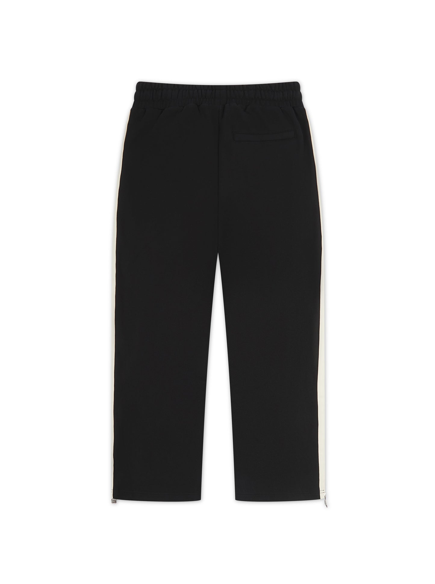 Villager Roots Run Deep Women’s Sweatsuit Set