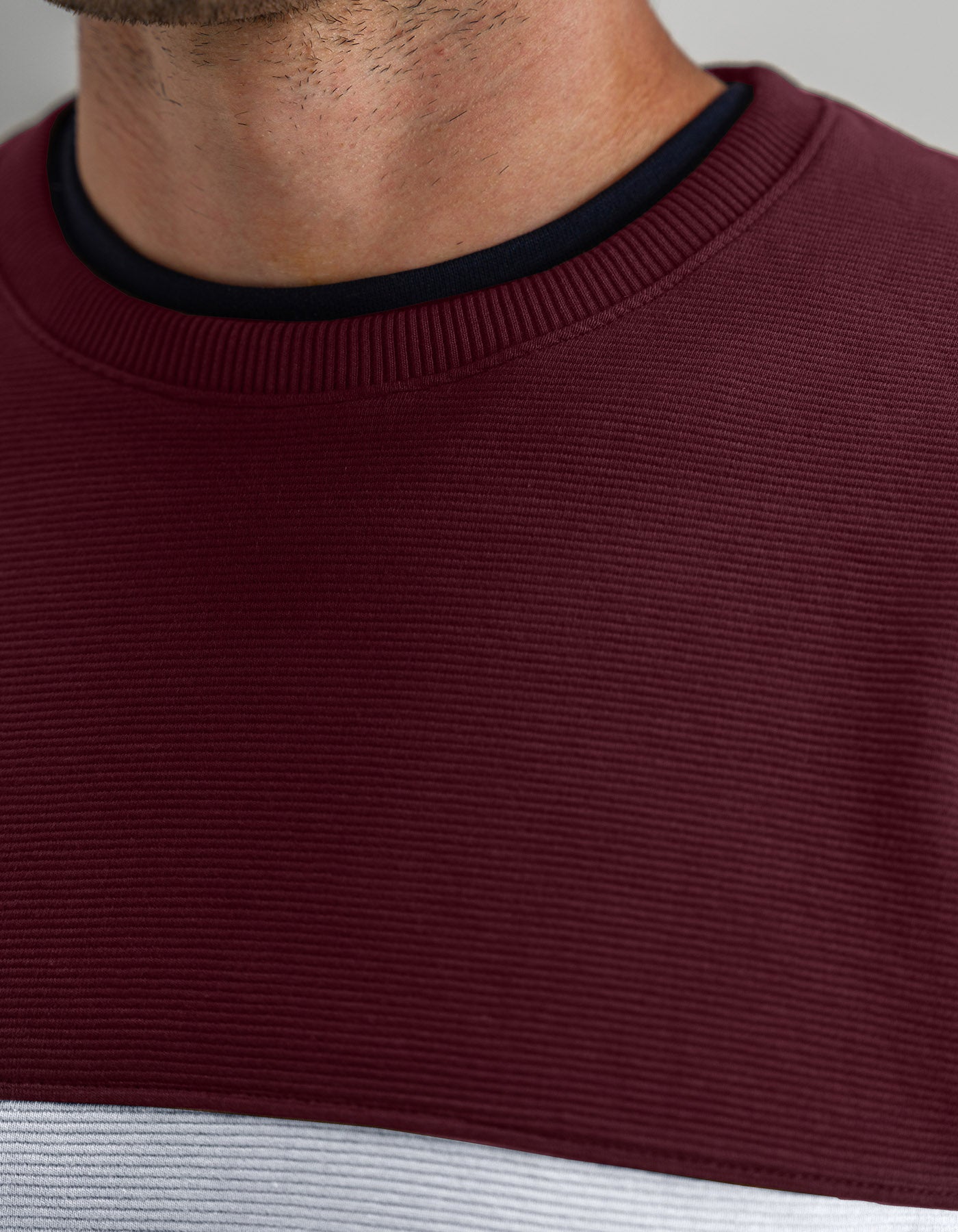 Textured Colour Block Sweatshirt – Maroon