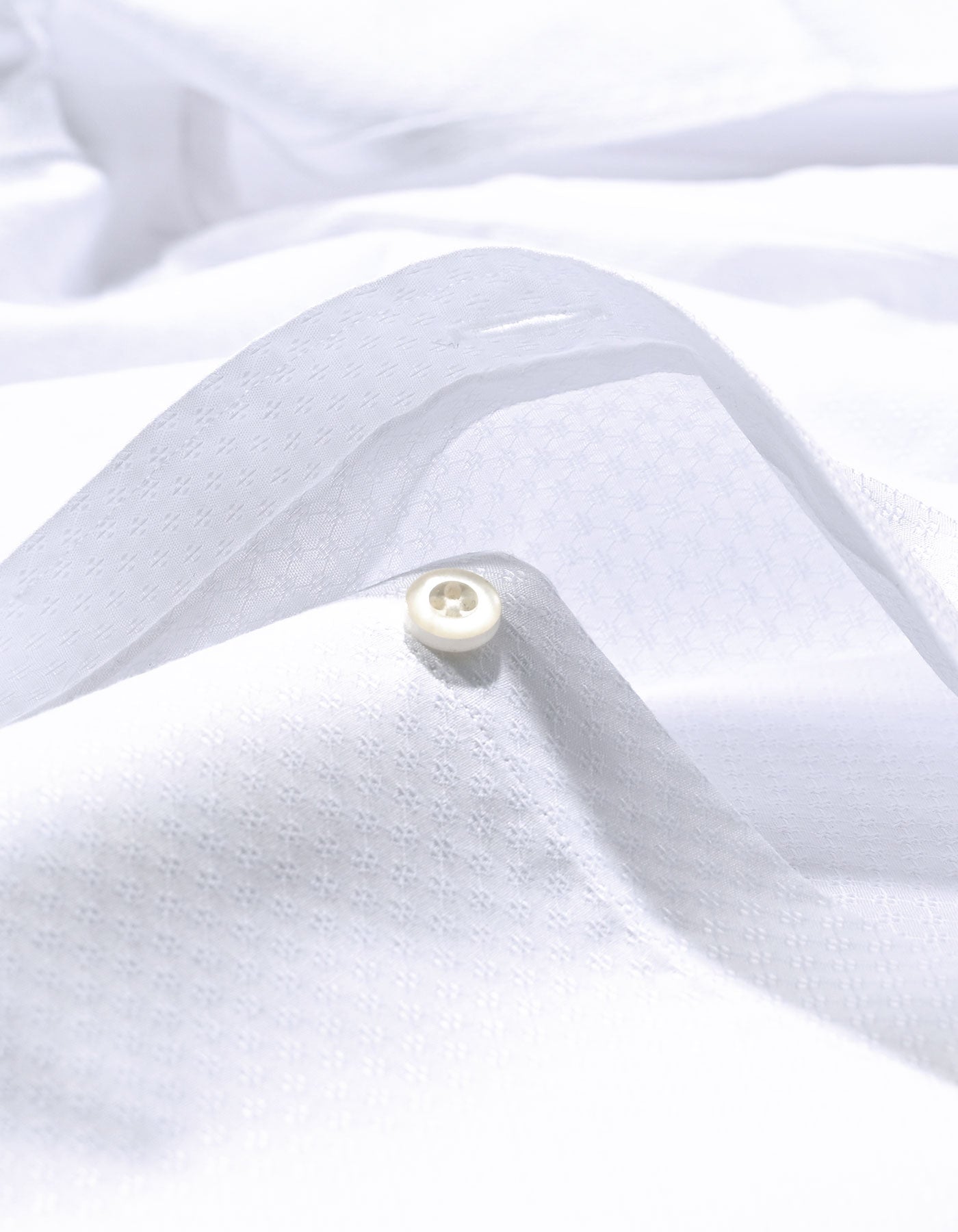 Self Textured White Smart Fit Dress Shirt
