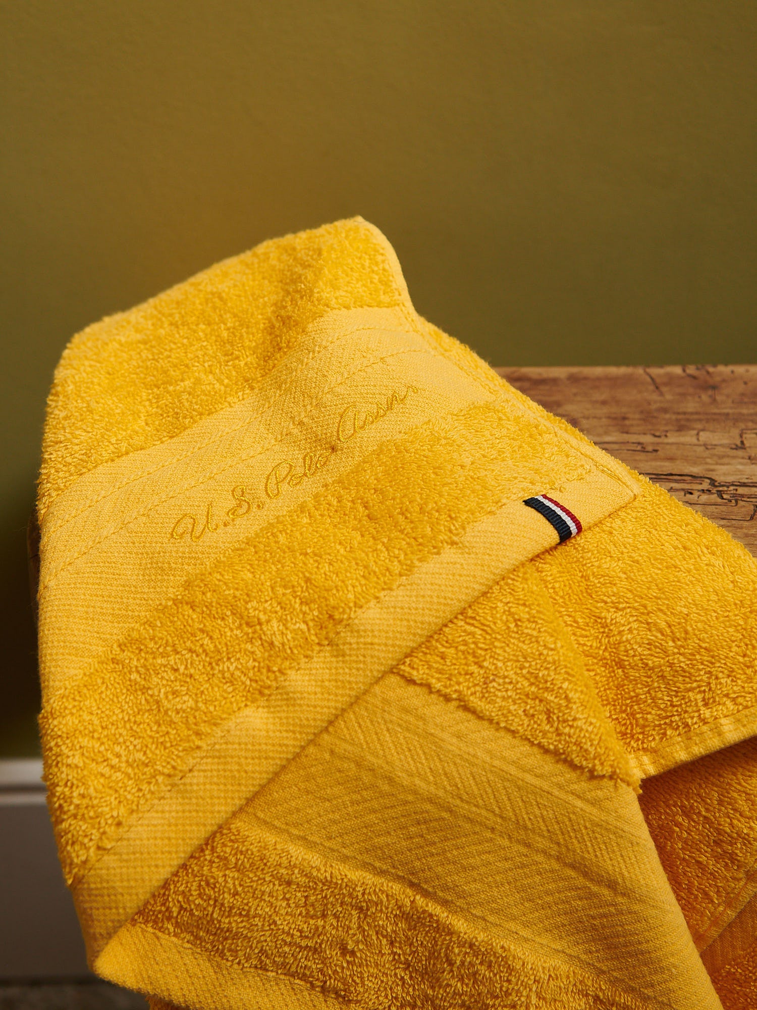 Super Soft Pure Cotton Towel in Solar Power