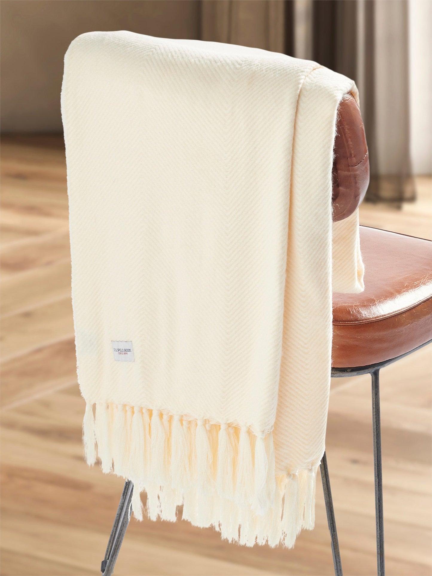 Luxury Herringbone Throw in Eggnog