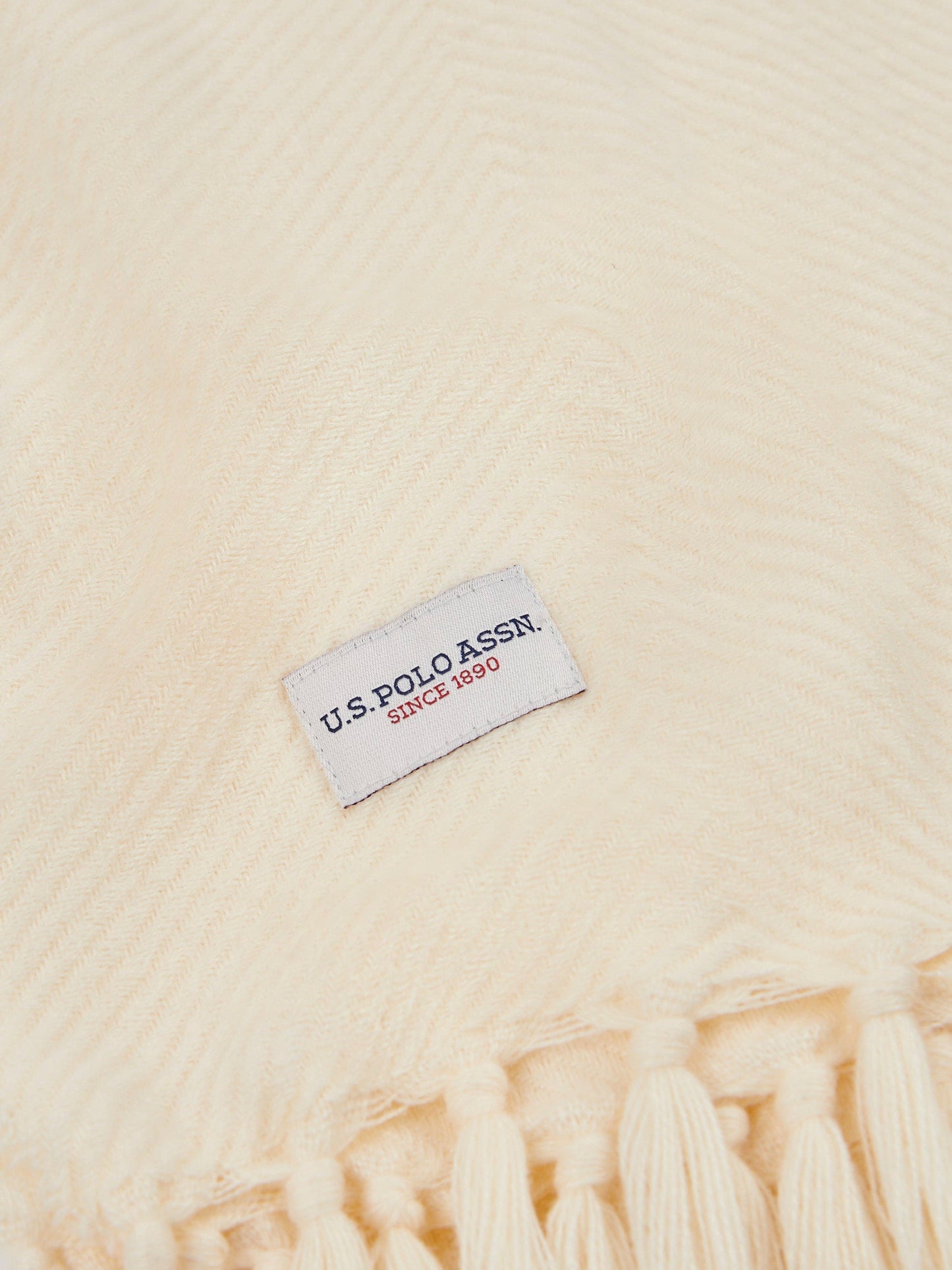 Luxury Herringbone Throw in Eggnog