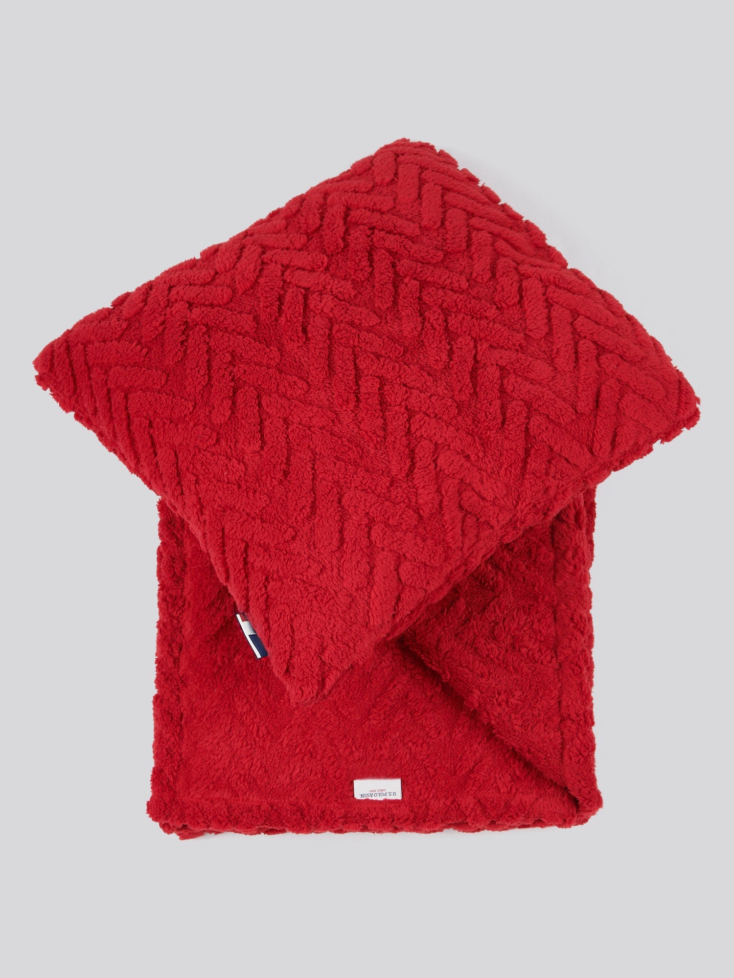 Premium Fern Jacquard Throw & Cushion Set in Savvy Red