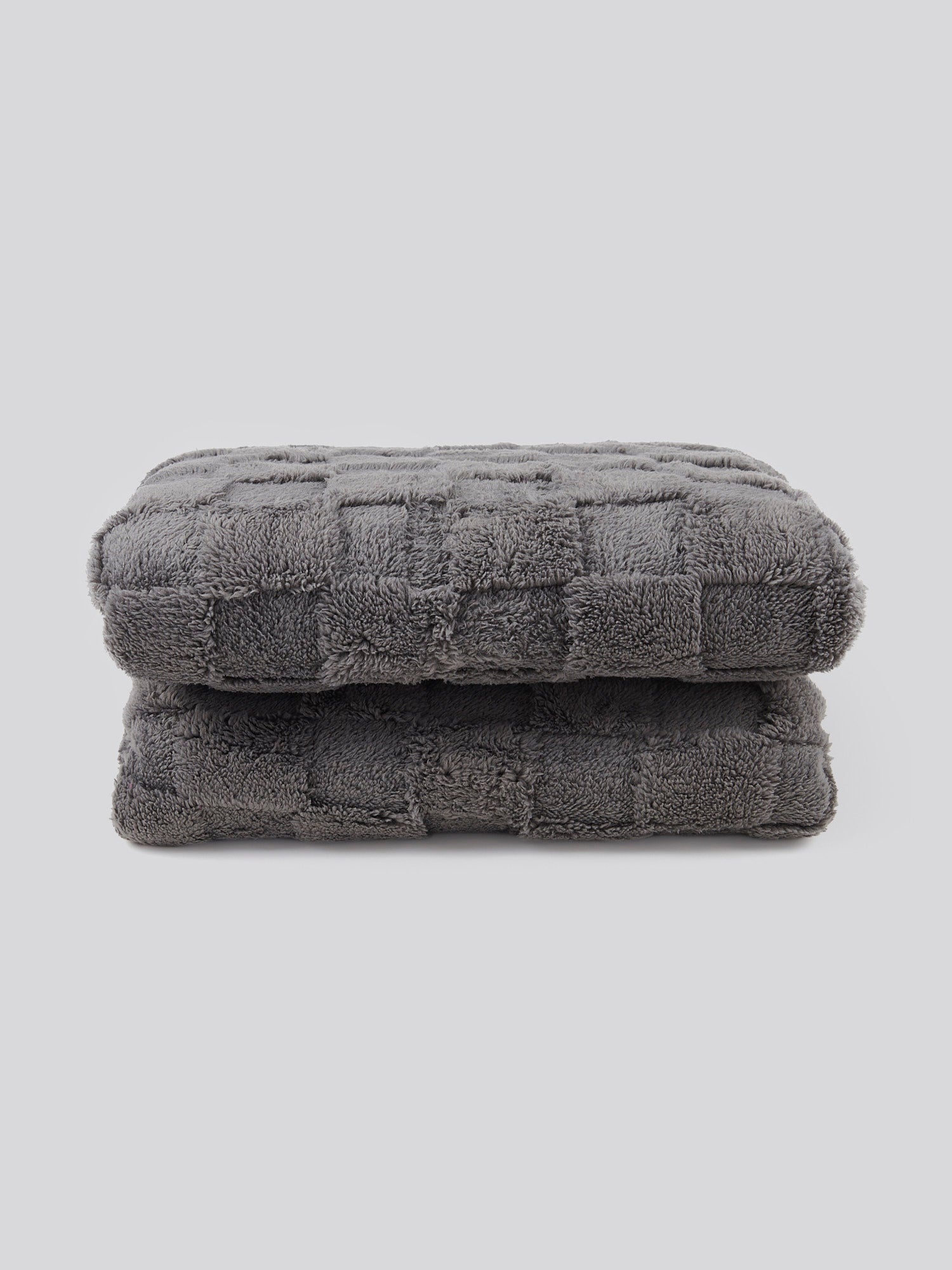 Premium Plush Jacquard Throw in Tornado