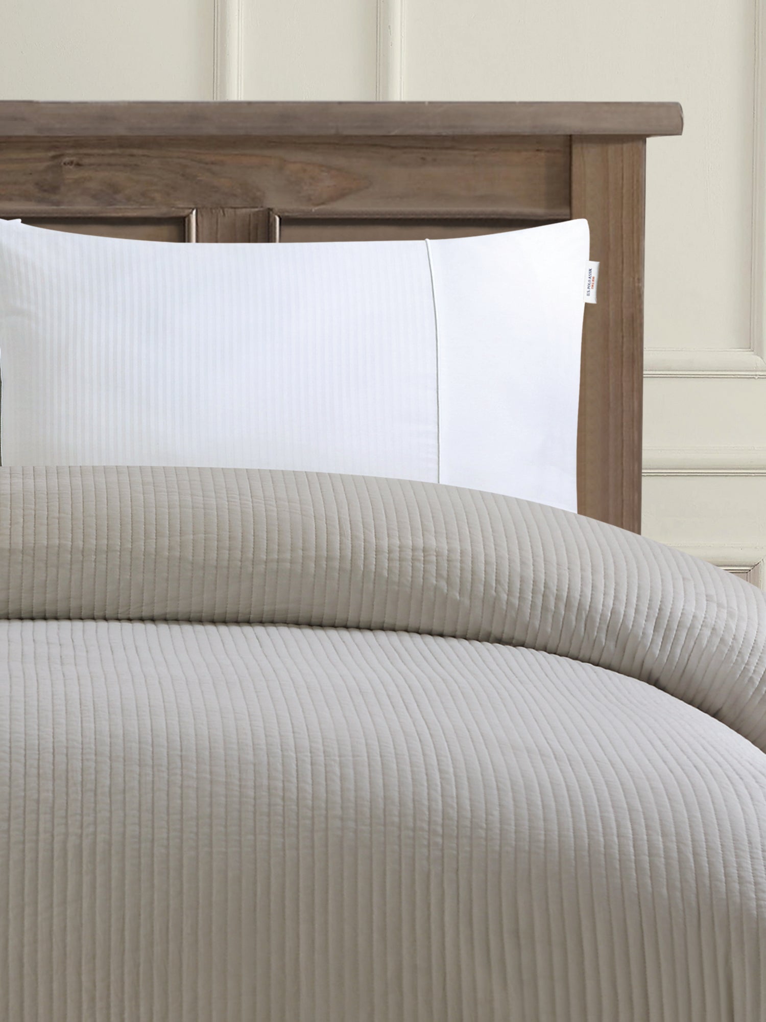 Channel Row Quilted Bedspread Cloud Cream