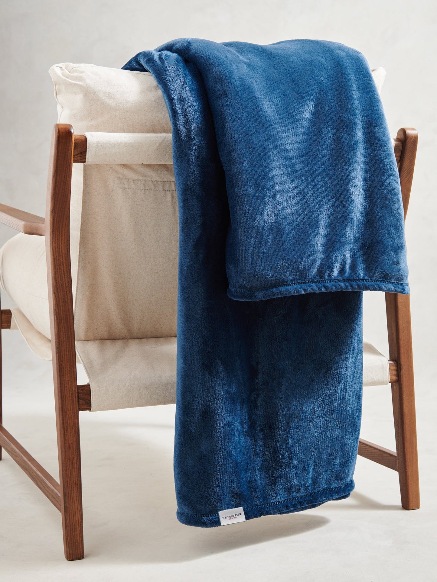 Premium Plush Fleece Throw Ensign Blue