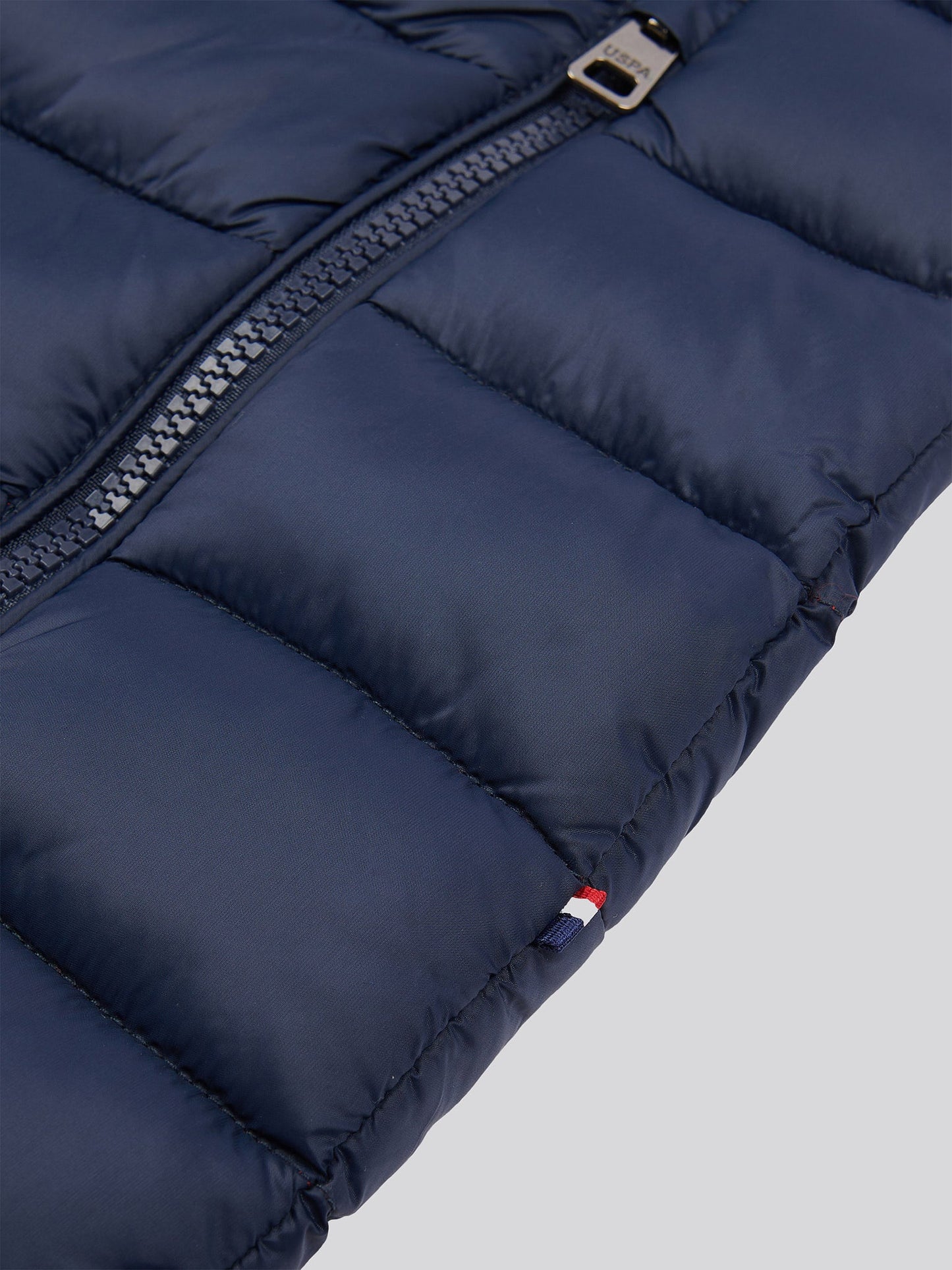 Mens Bound Quilted Gilet Dark Sapphire Navy / Haute Red DHM