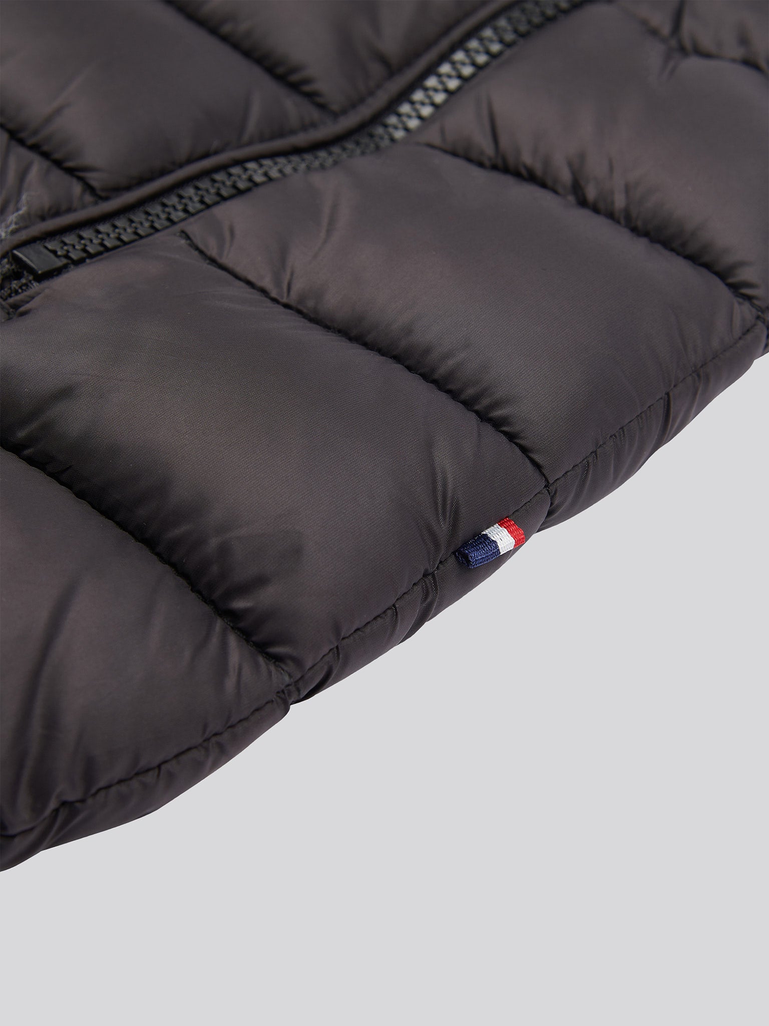 Mens Bound Quilted Gilet Black Bright White DHM