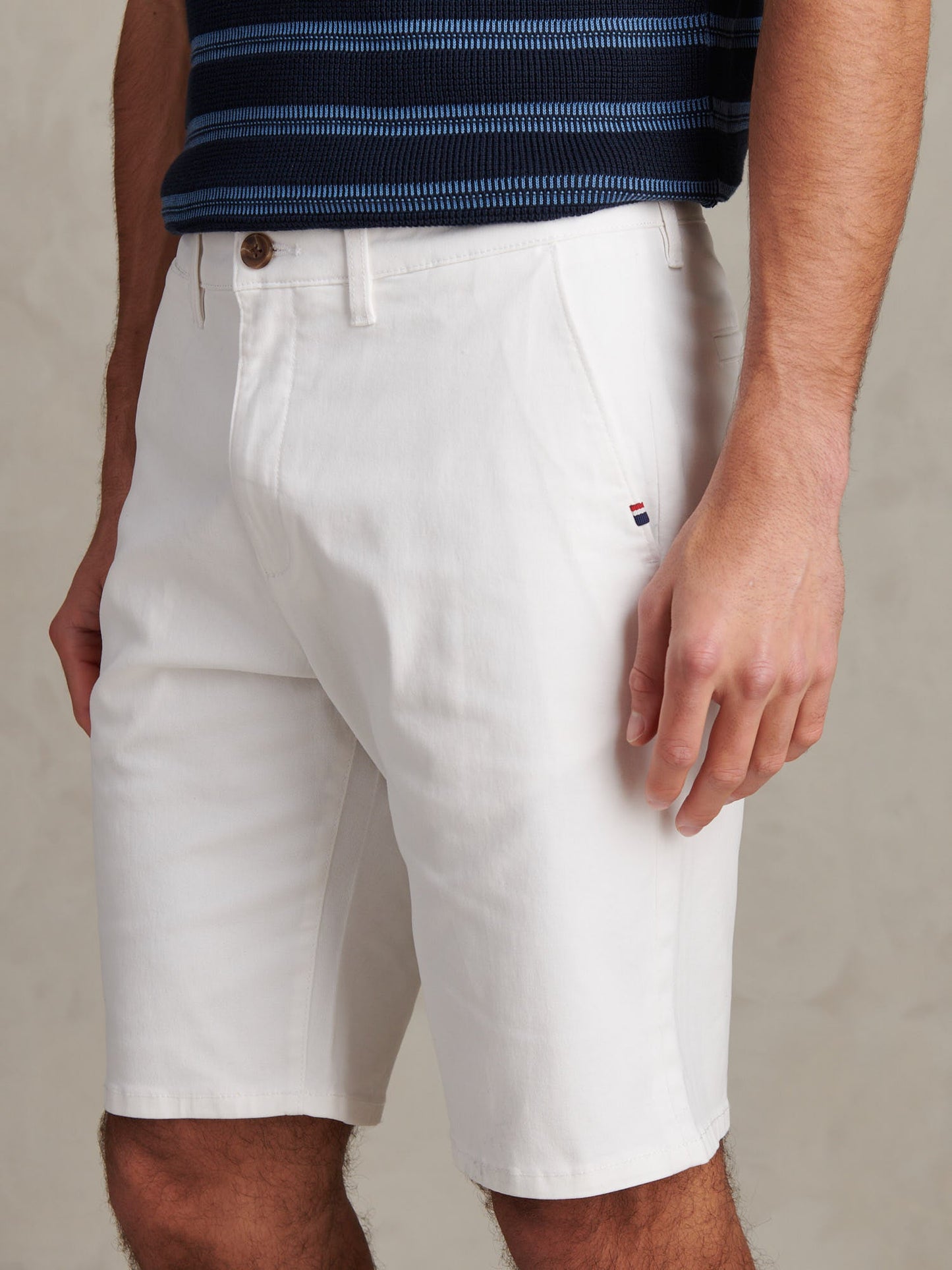 Mens Classic Chinos Shorts Bright White