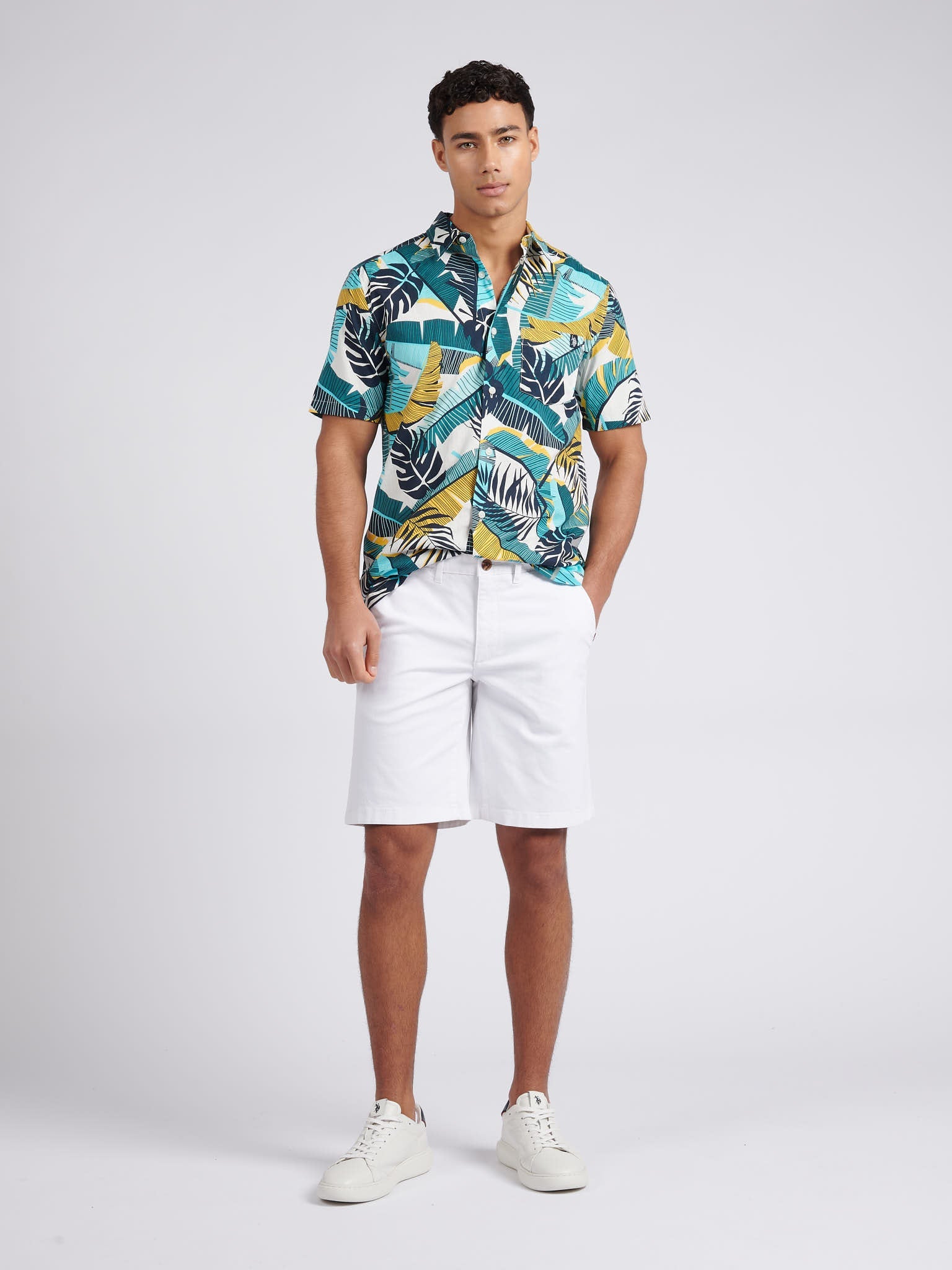 Mens Classic Chinos Shorts Bright White