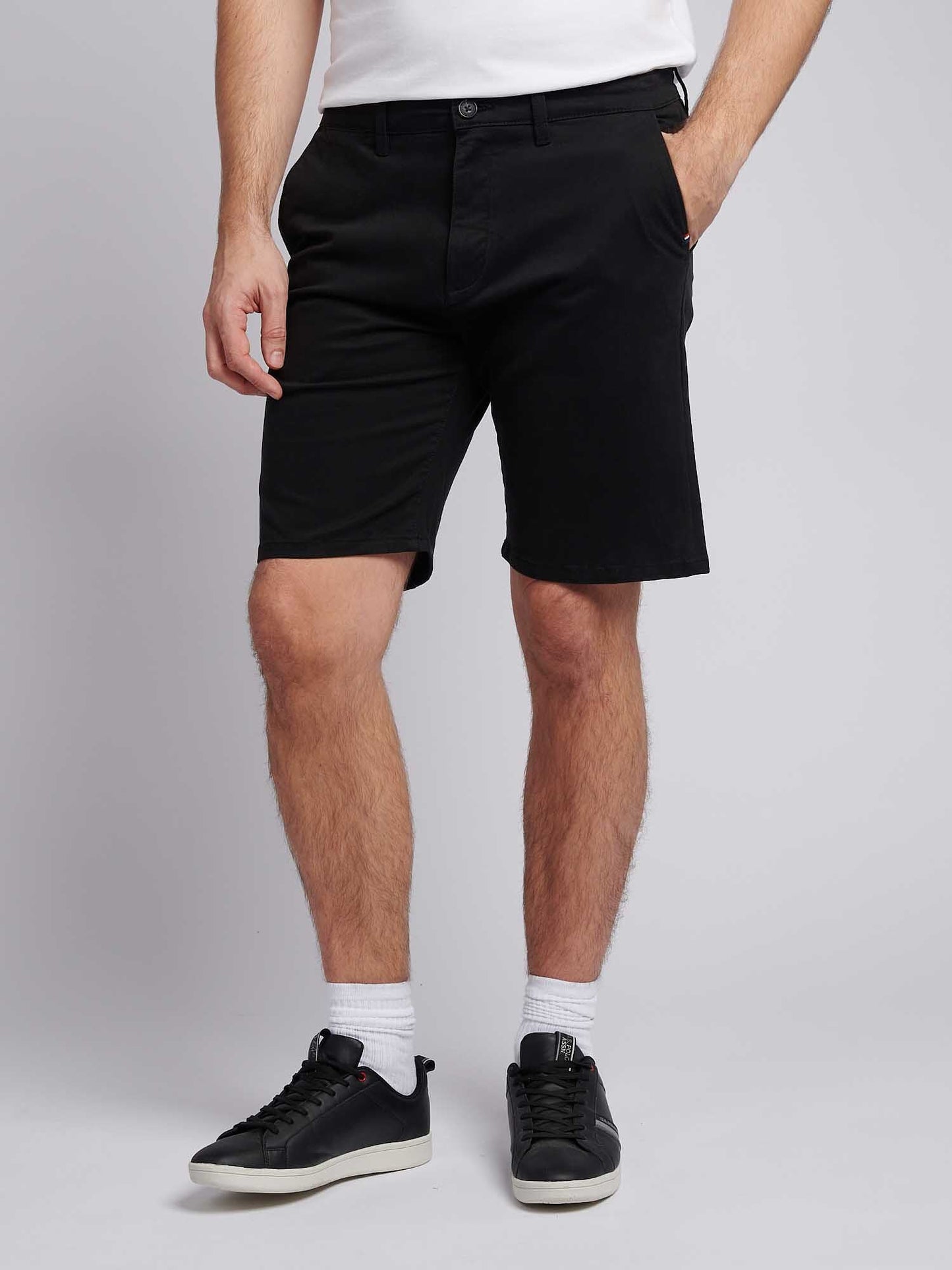 Mens Classic Chinos Shorts Black Bright White DHM