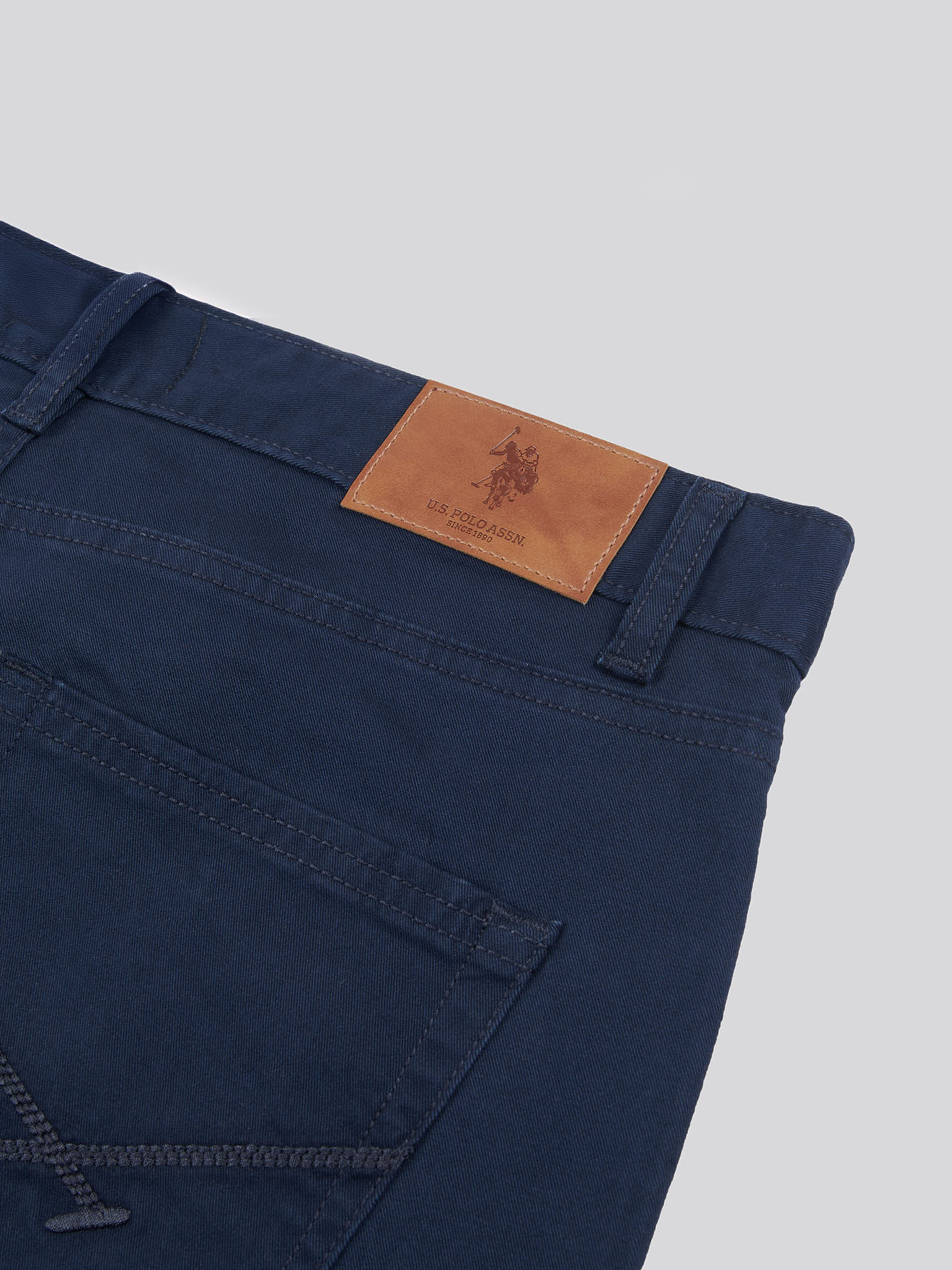 Mens Core 5 Pocket Trouser Dark Sapphire Navy / Haute Red DHM
