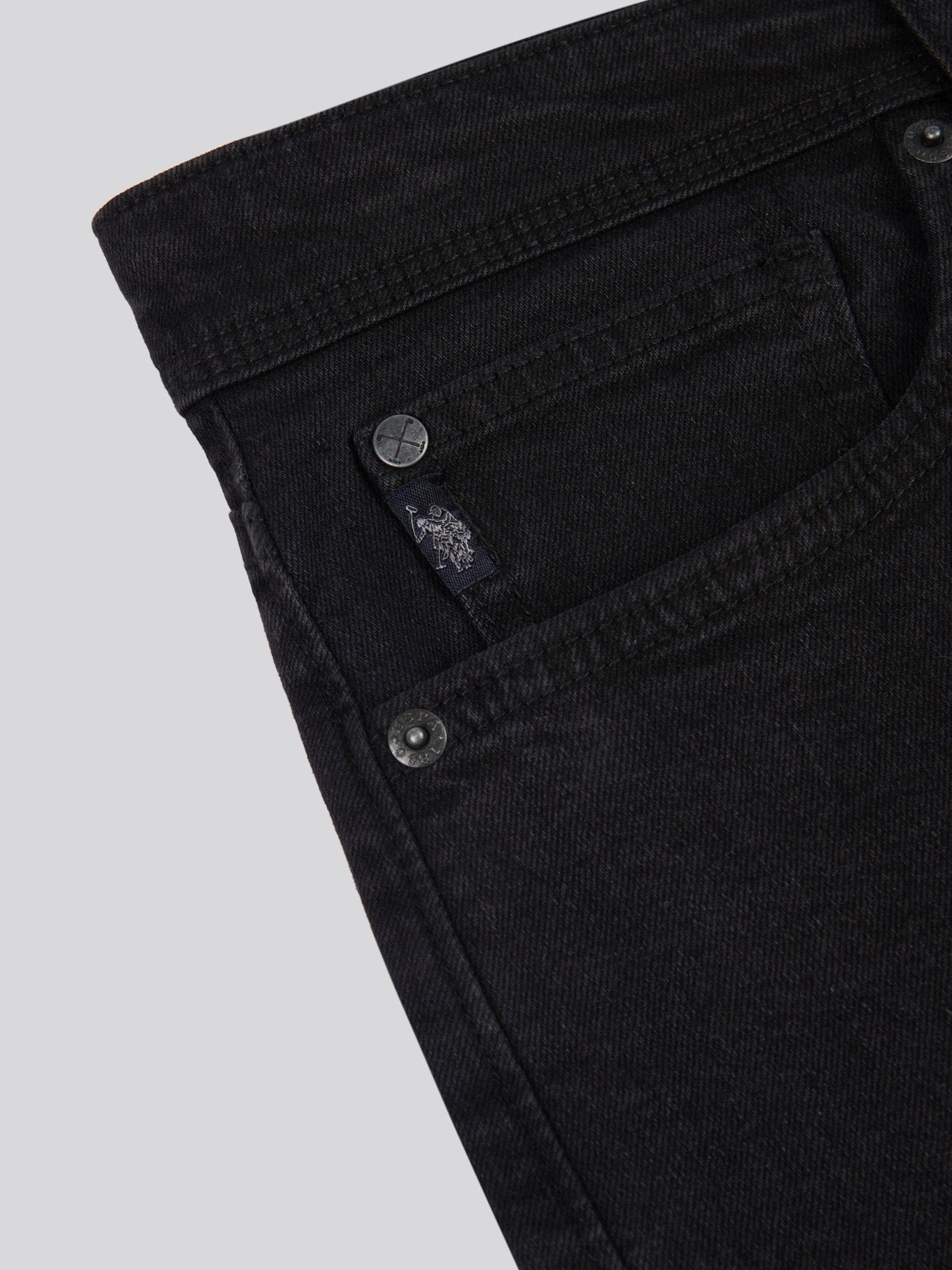 Mens Classic Fit Jean Black Wash