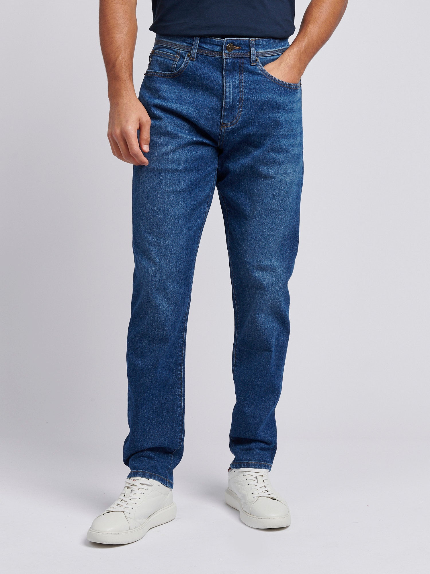 Mens Classic Fit Jean Dark Wash