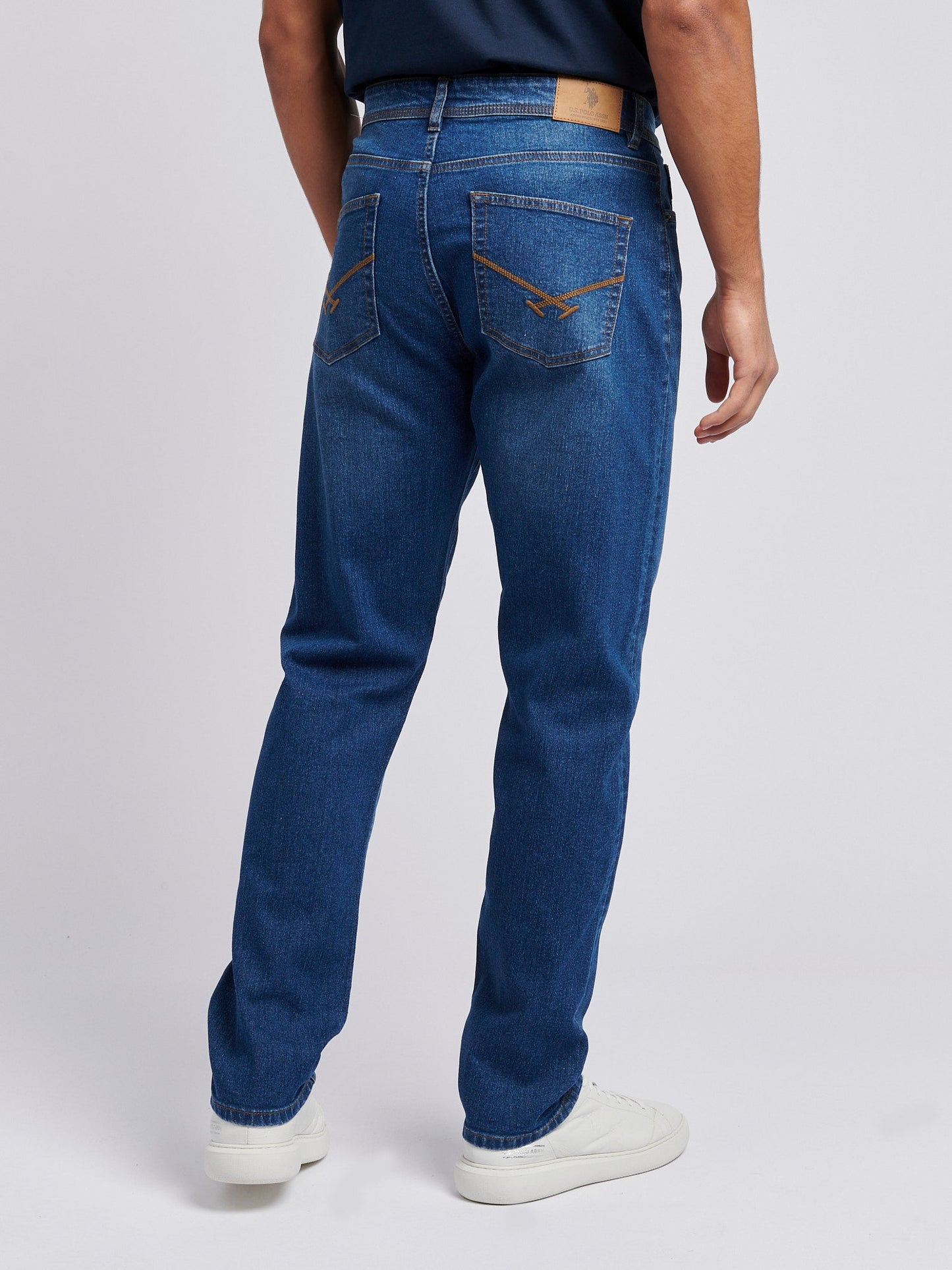 Mens Classic Fit Jean Dark Wash