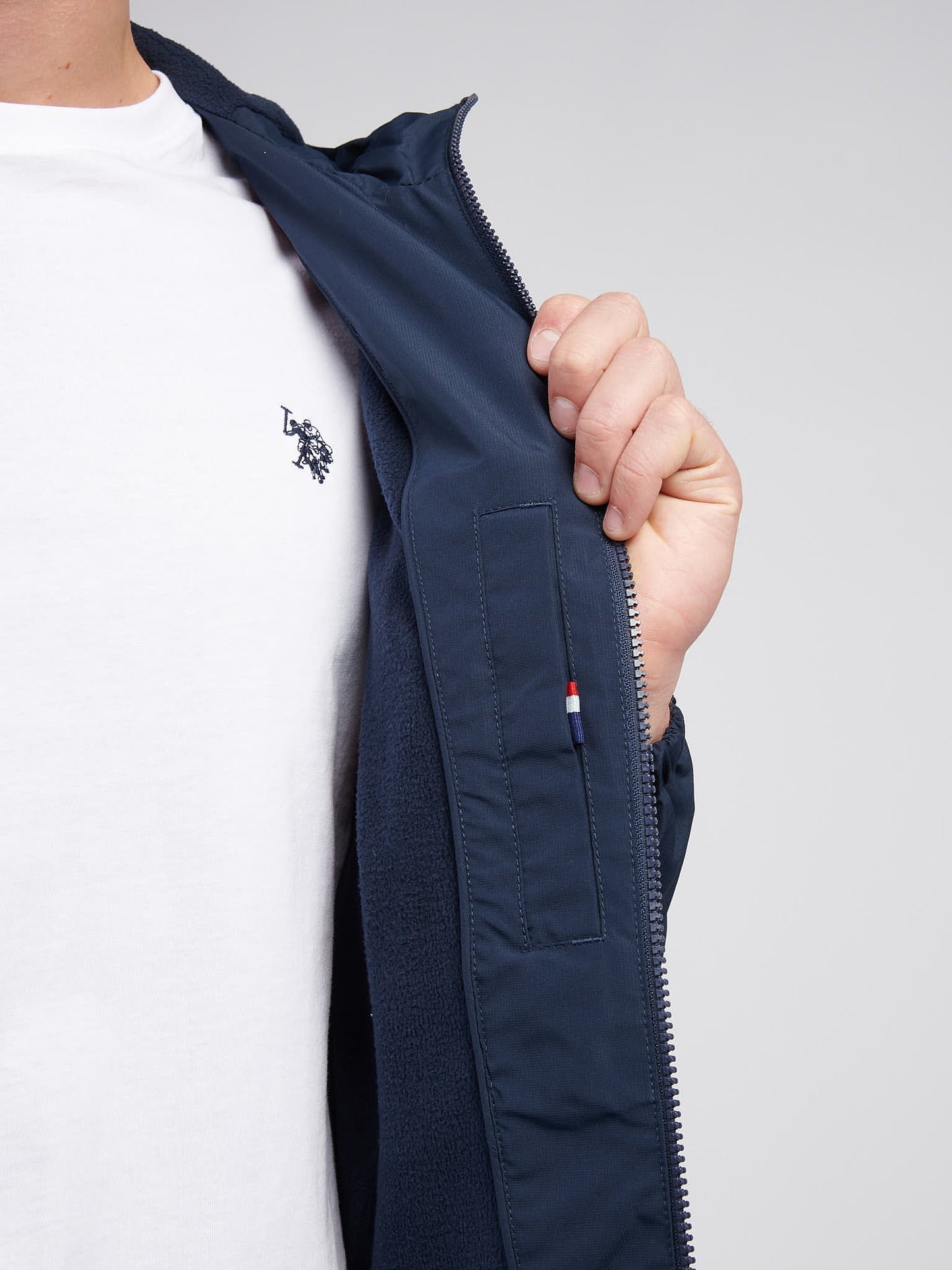 Mens Fleece Lined Windbreaker Jacket in Dark Sapphire Navy / Haute Red DHM