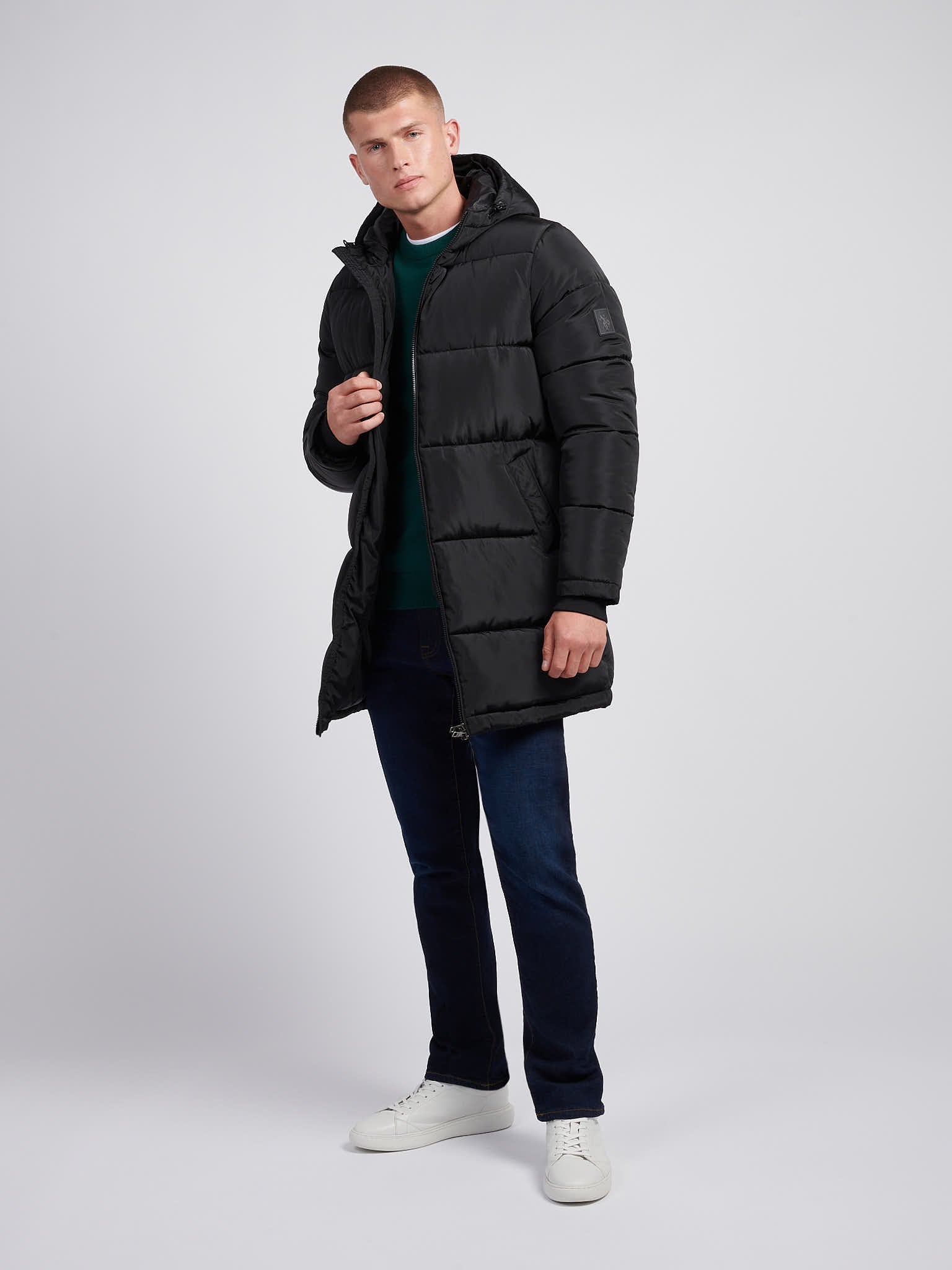 Mens Classic Longlined Puffer Jacket in Black