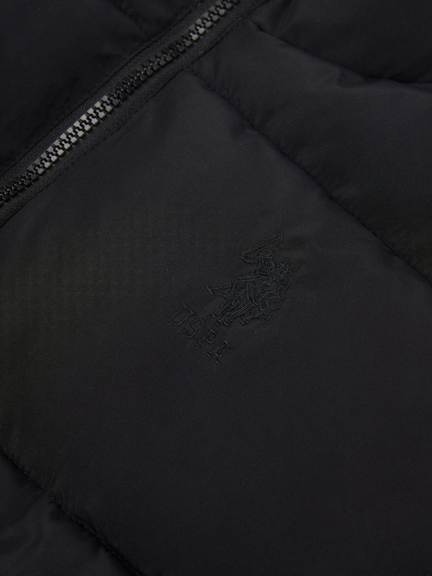 Mens Wide Baffle Gilet in Black