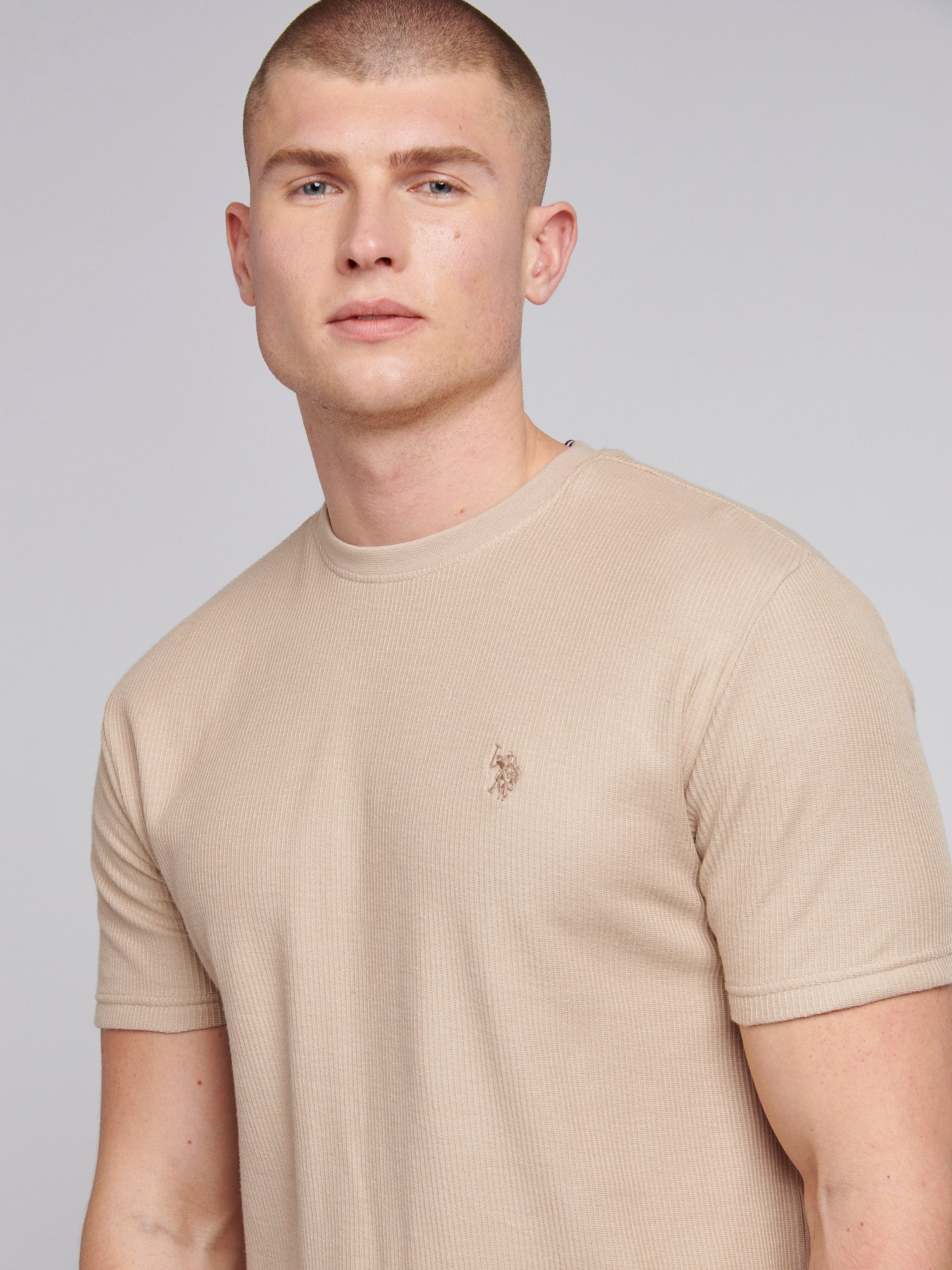 Mens Vertical Texture T-Shirt in Doeskin