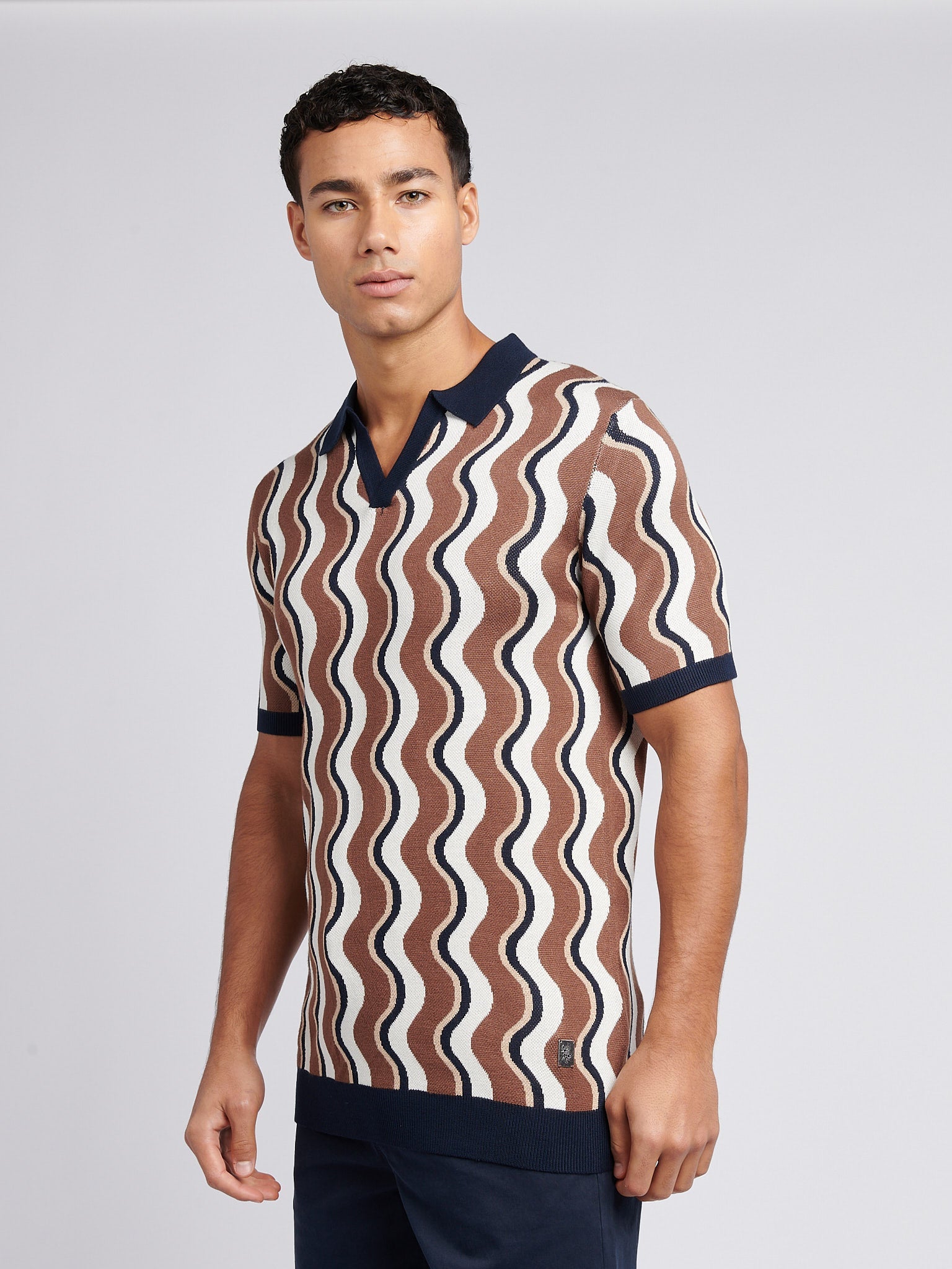 Mens Wave Knit Open Collar Polo Shirt in Cocoa Brown