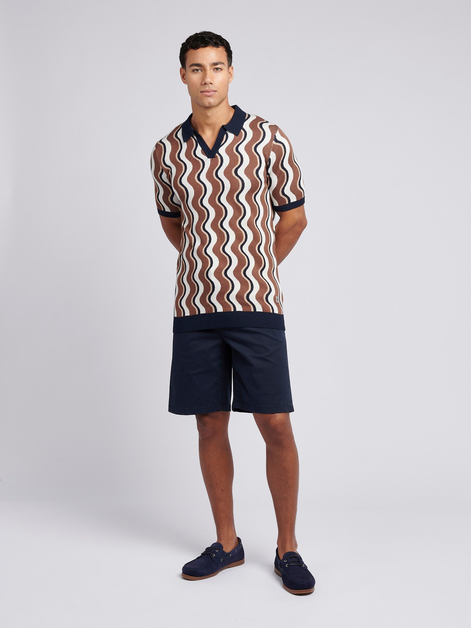 Mens Wave Knit Open Collar Polo Shirt in Cocoa Brown