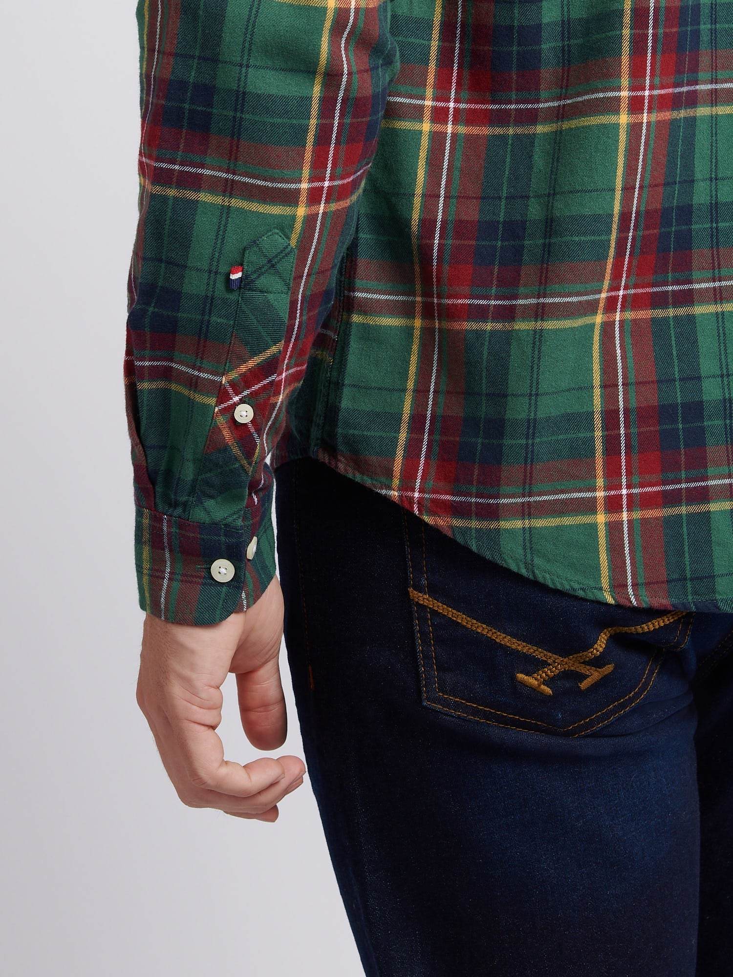 Mens Pocketed Checked Buttondown Shirt in Pineneedle