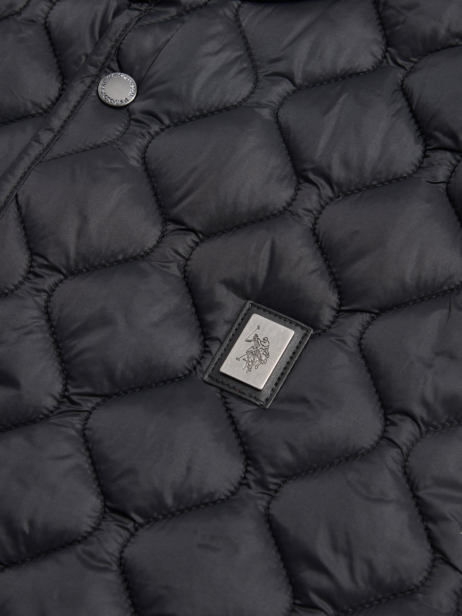 Mens Onion Quilt Lightweight Gilet Black