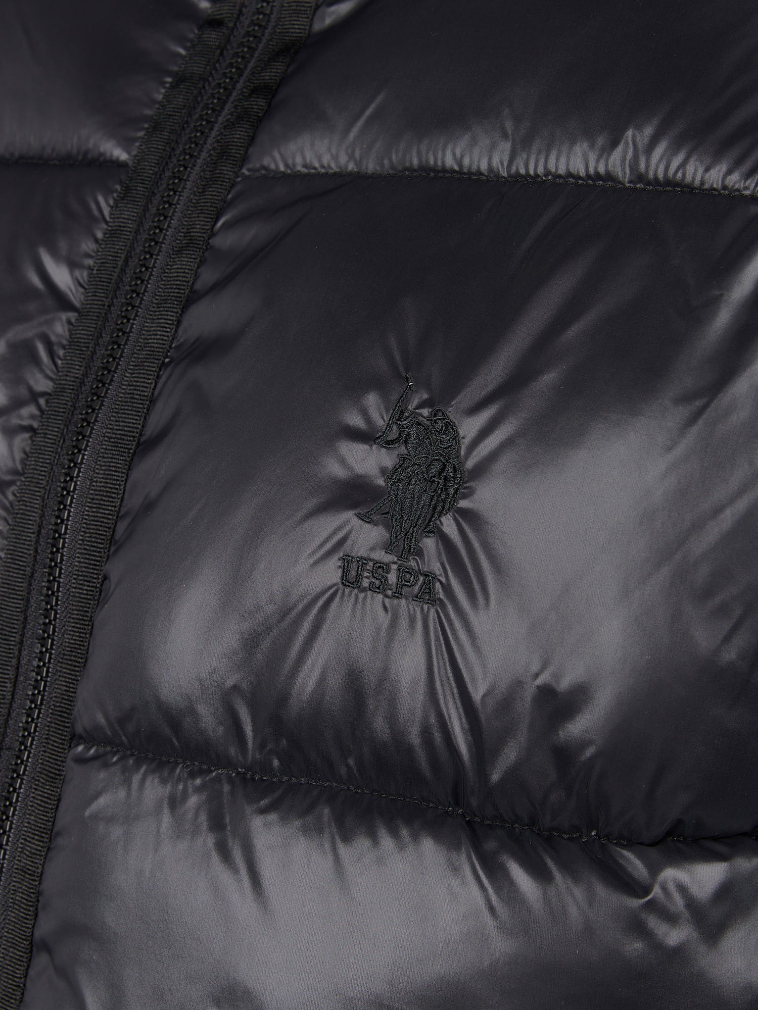 Mens High Shine Heavyweight Quilted Jacket in Black