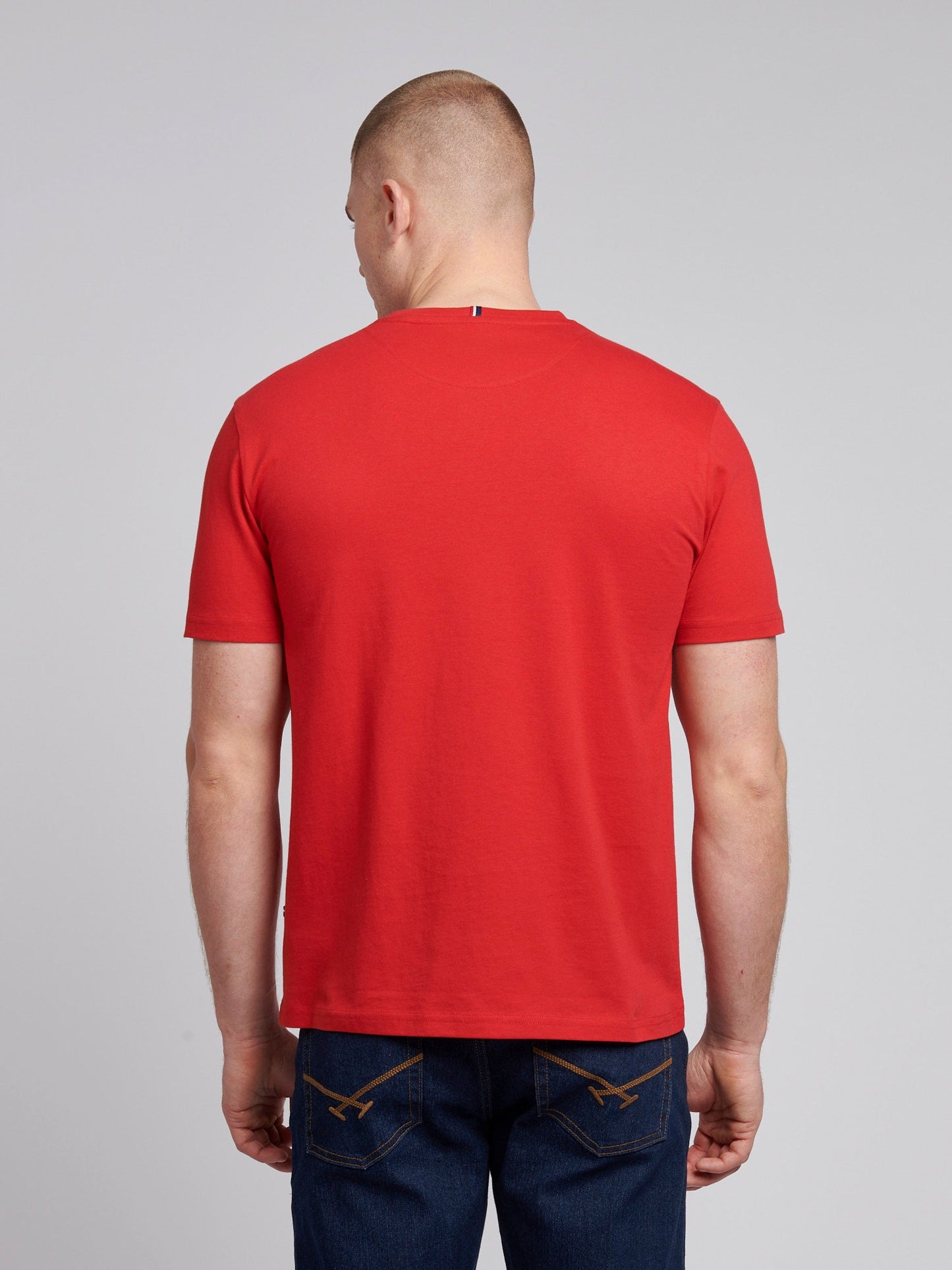 Mens Double Horsemen Pocket T-Shirt in Haute Red