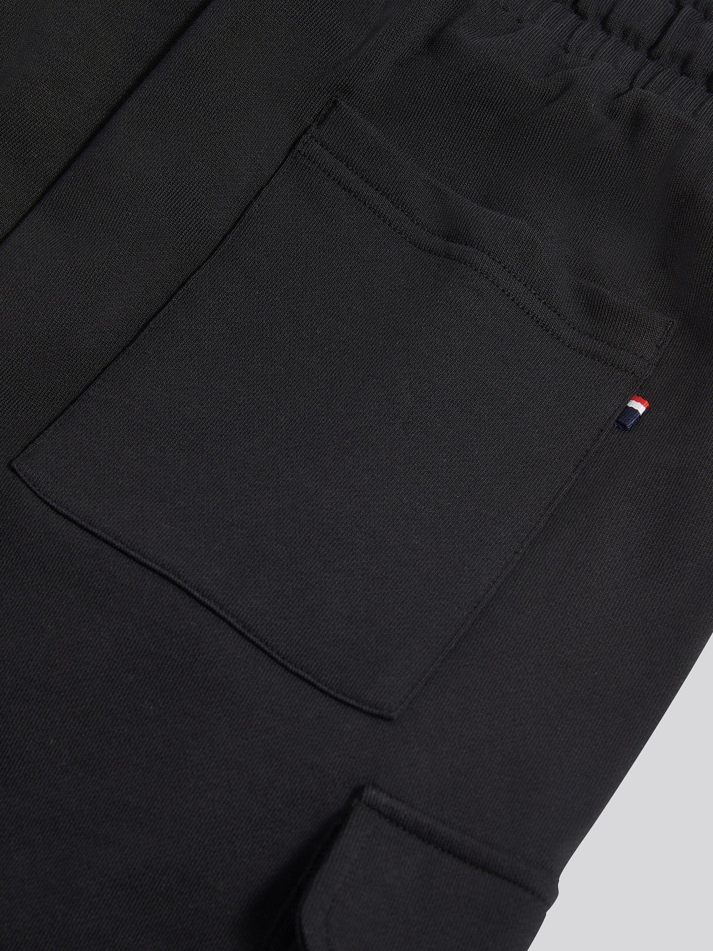 Mens Smart Utility Short in Black Bright White DHM