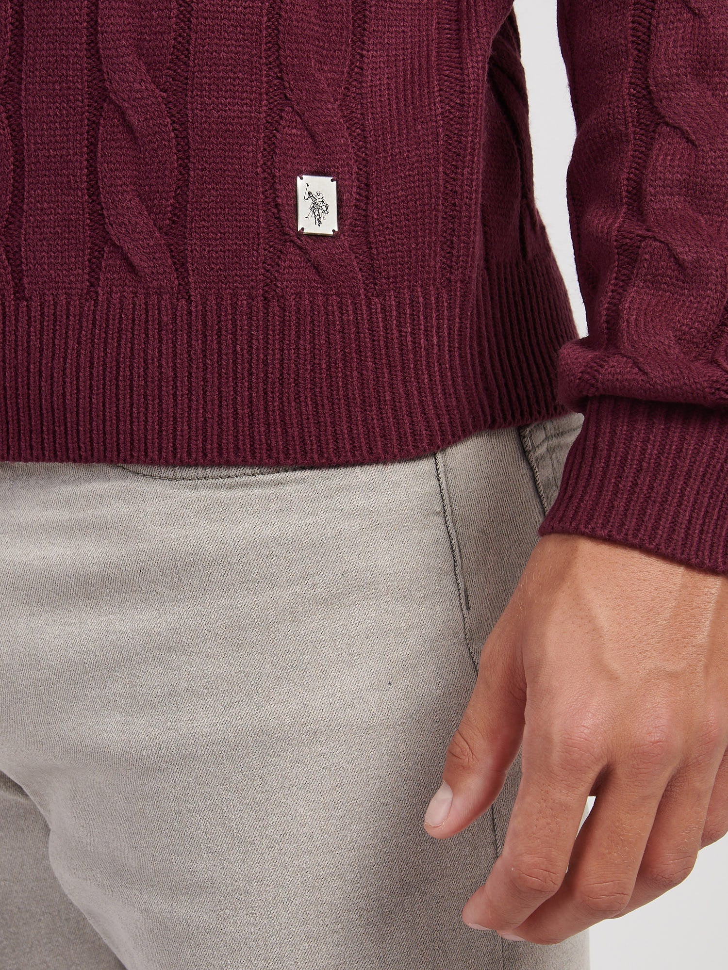 Mens Cable Knit Crew in Grape Wine