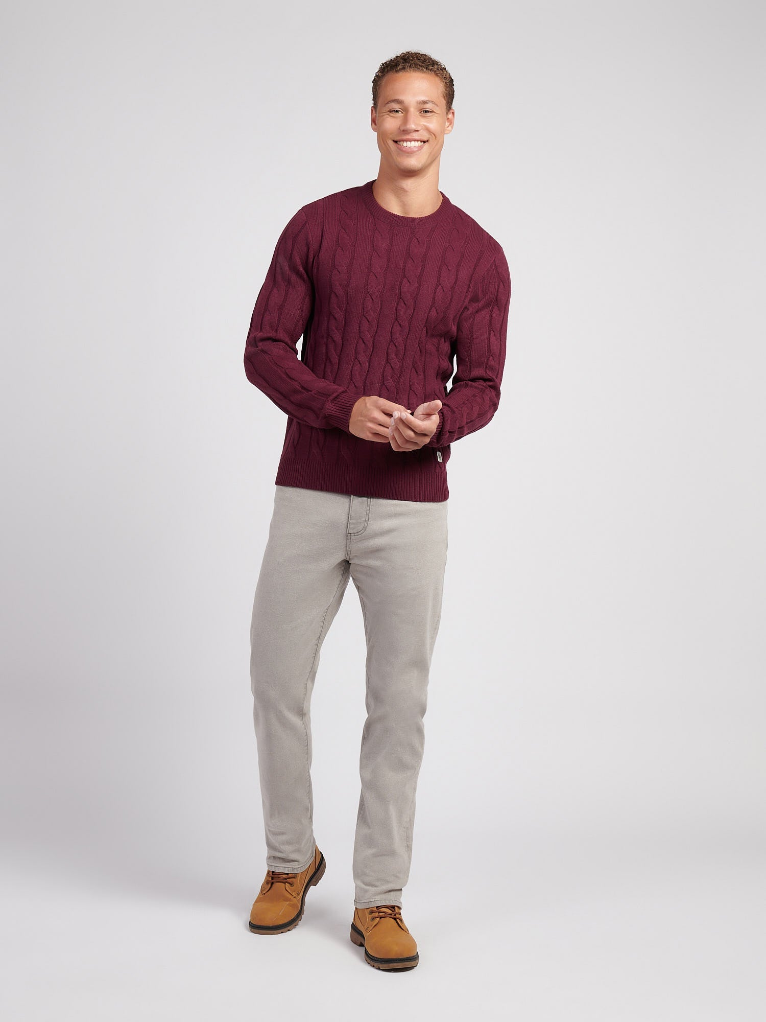 Mens Cable Knit Crew in Grape Wine
